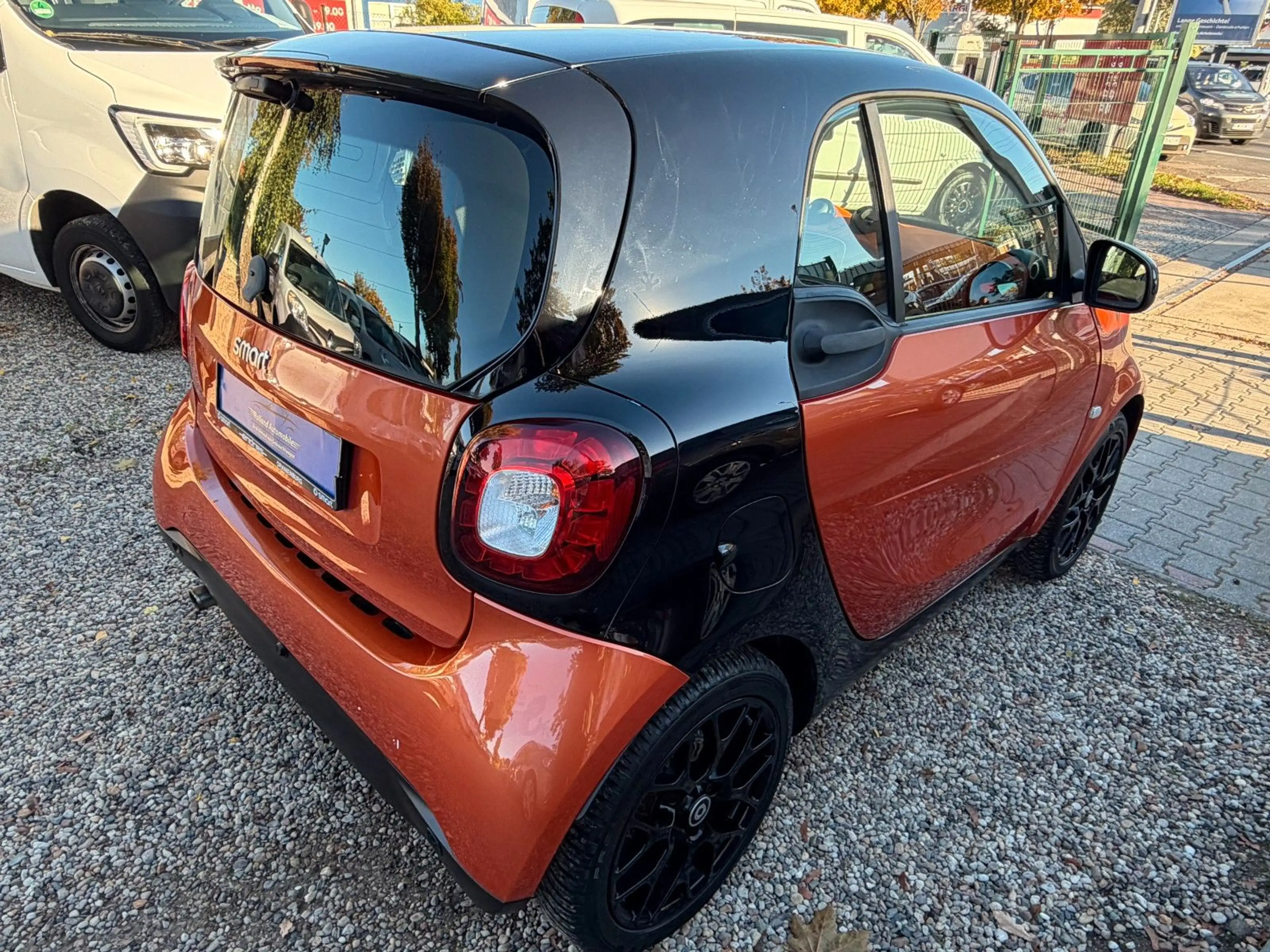 smart forTwo *1.HD*Aut*Navi*JBL*Kamera*SHZ*Pano*TÜV NEU — photo 8