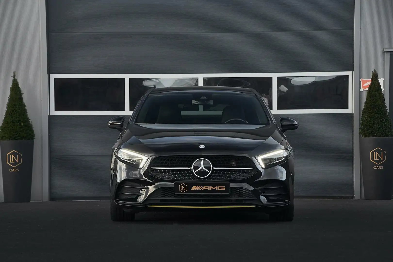 Mercedes-Benz A 250 Edition 1 | DAB+ | Sfeerverlichting Noir - 2