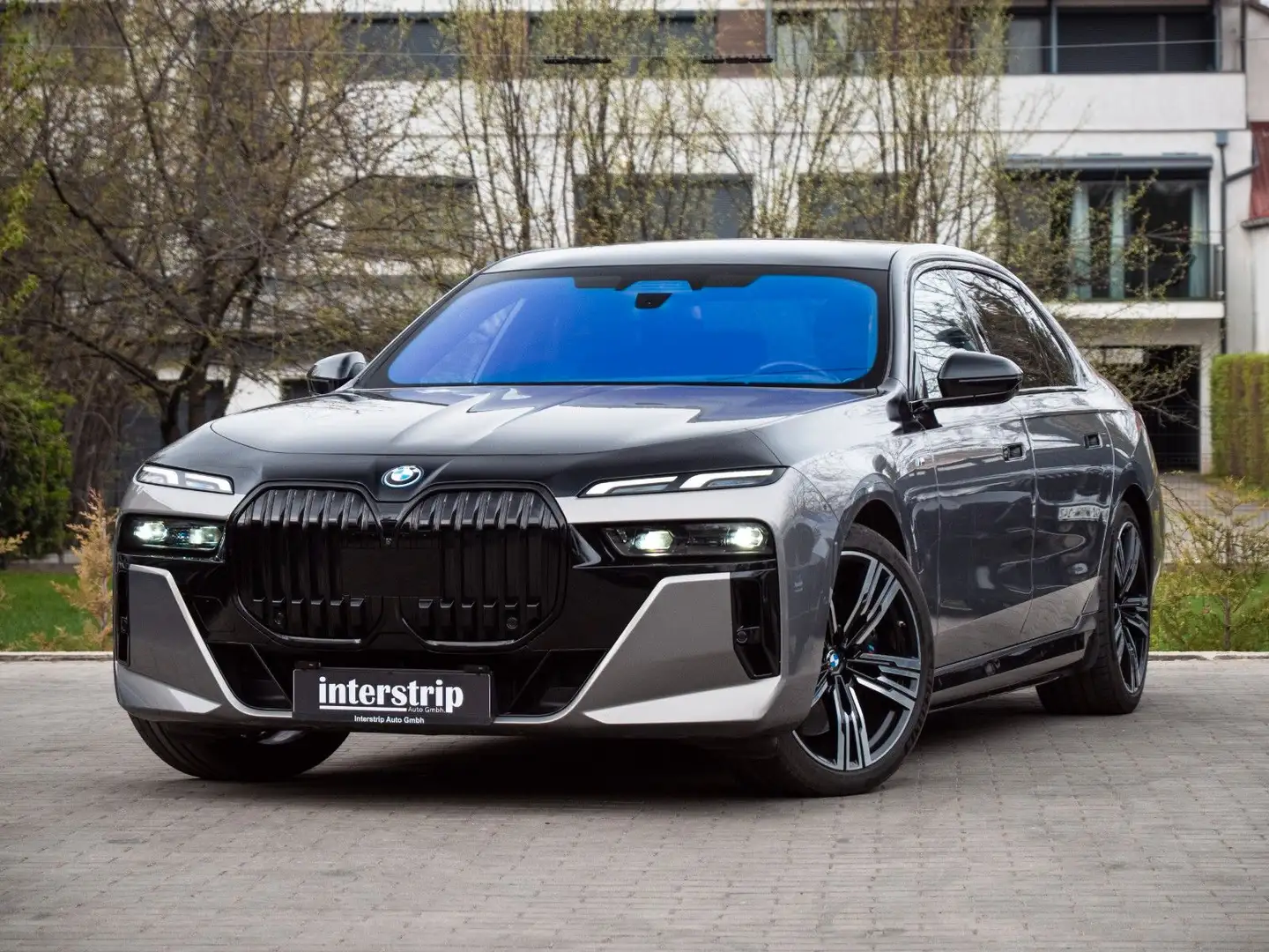 BMW i7 60 M SPORT.KRISTALL.TWO-TONE.TV.AUTOTÜR.FOND Gris - 1