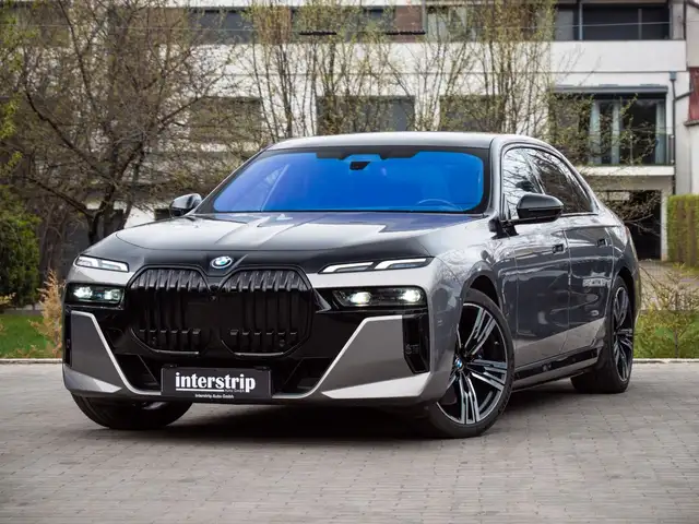 BMW i7 60 M SPORT.KRISTALL.TWO-TONE.TV.AUTOTÜR.FOND