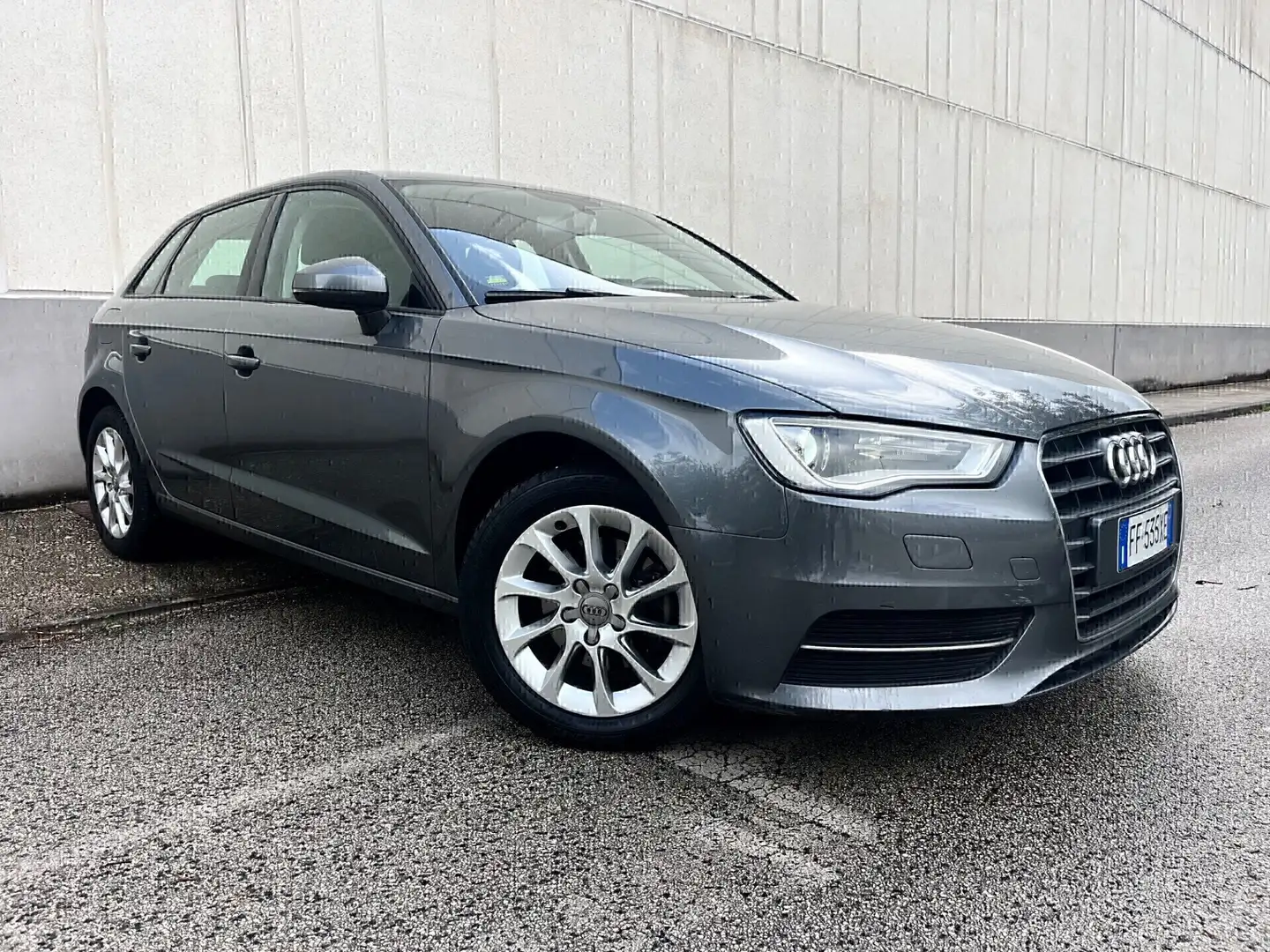 Audi A3 A3 Sportback 1.6 tdi Attraction 110cv E6 - 1