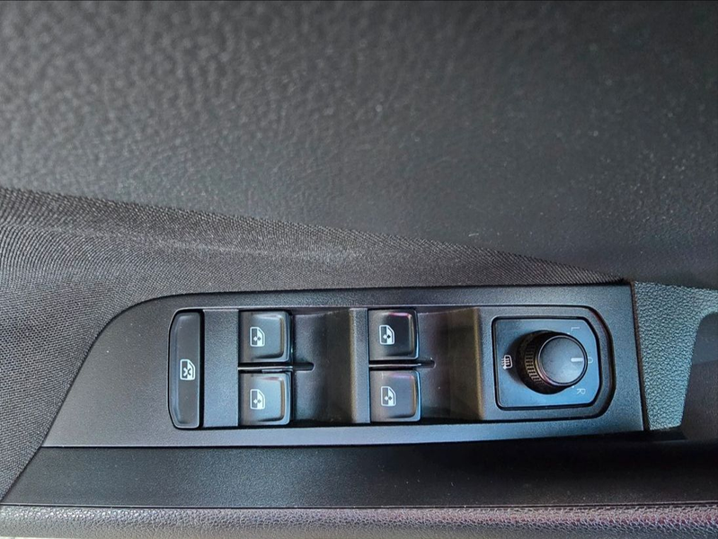 Skoda Kamiq Ambition AHK LED Navi Android Apple Car — photo 15
