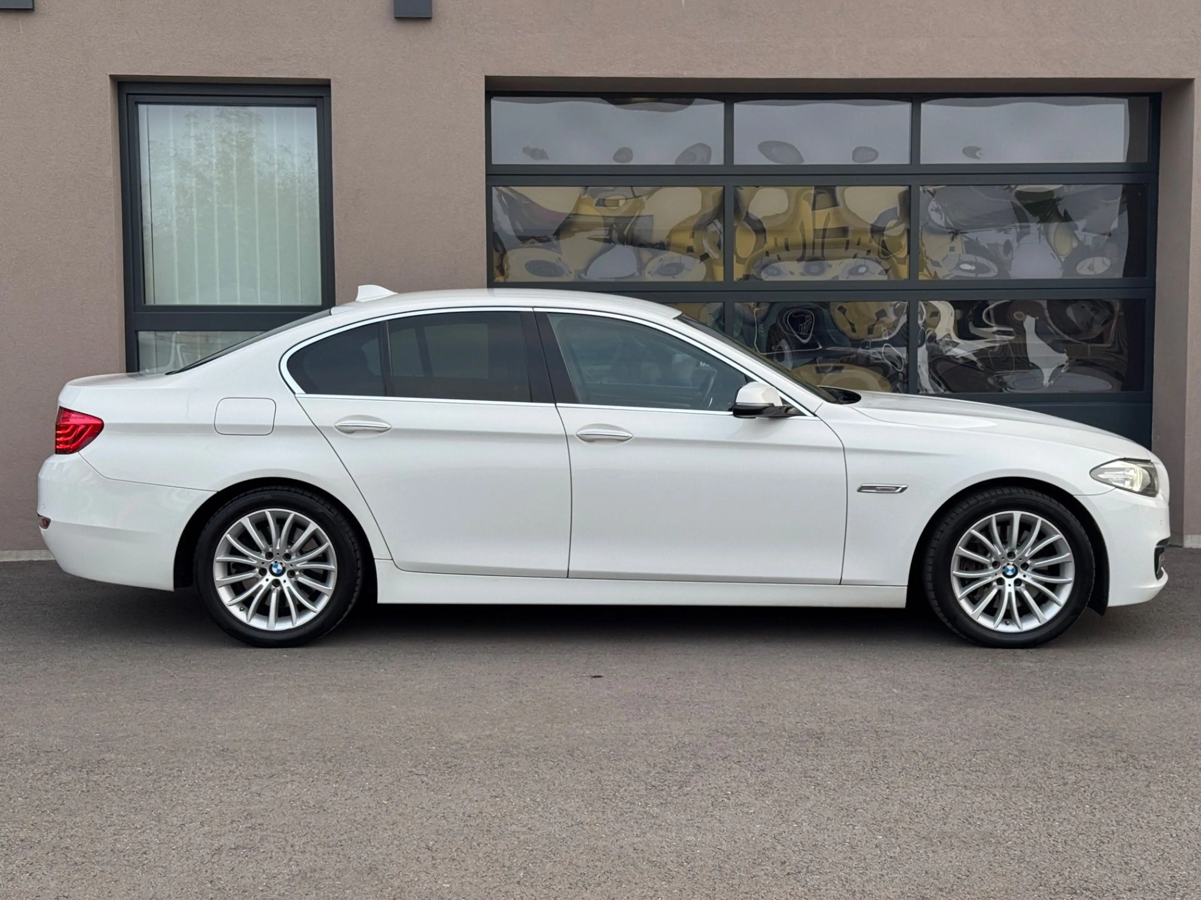 BMW 530 d xDrive F10 | Facelift | Luxury | ALLRAD — photo 9