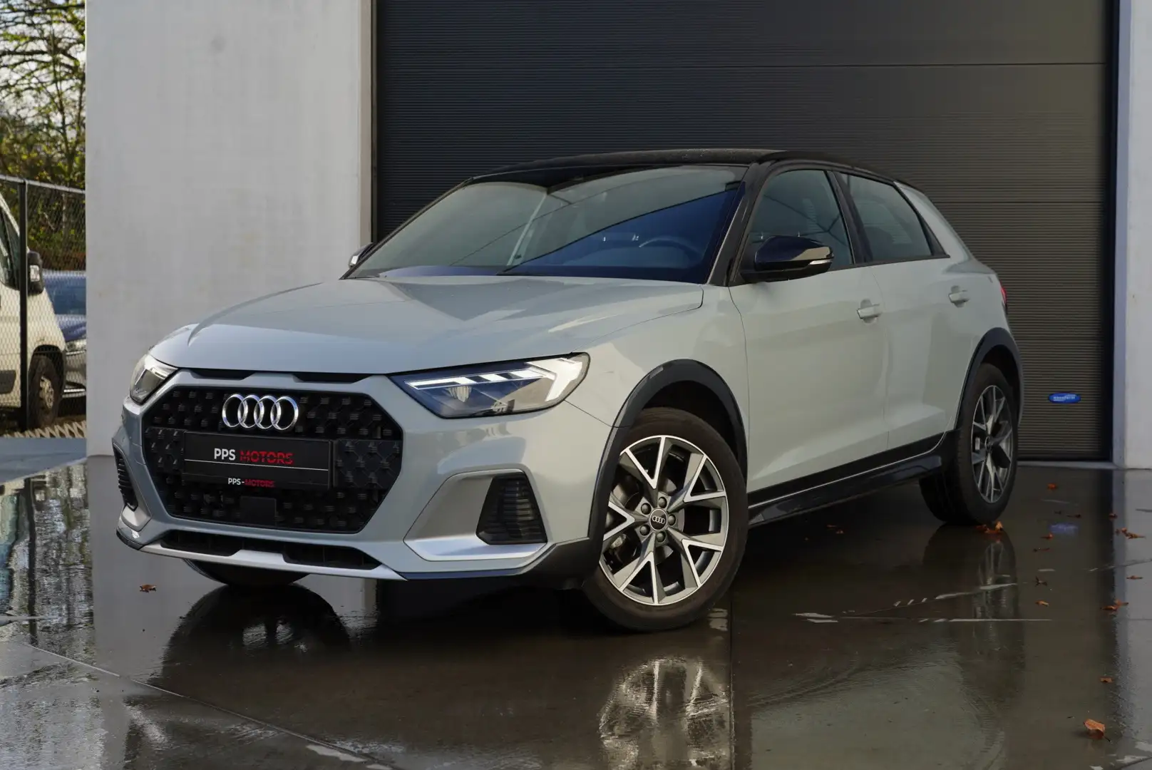 Audi A1 30 TFSI CITYCARVER | S-LINE | LED | APPLE CARPLAY Gris - 1