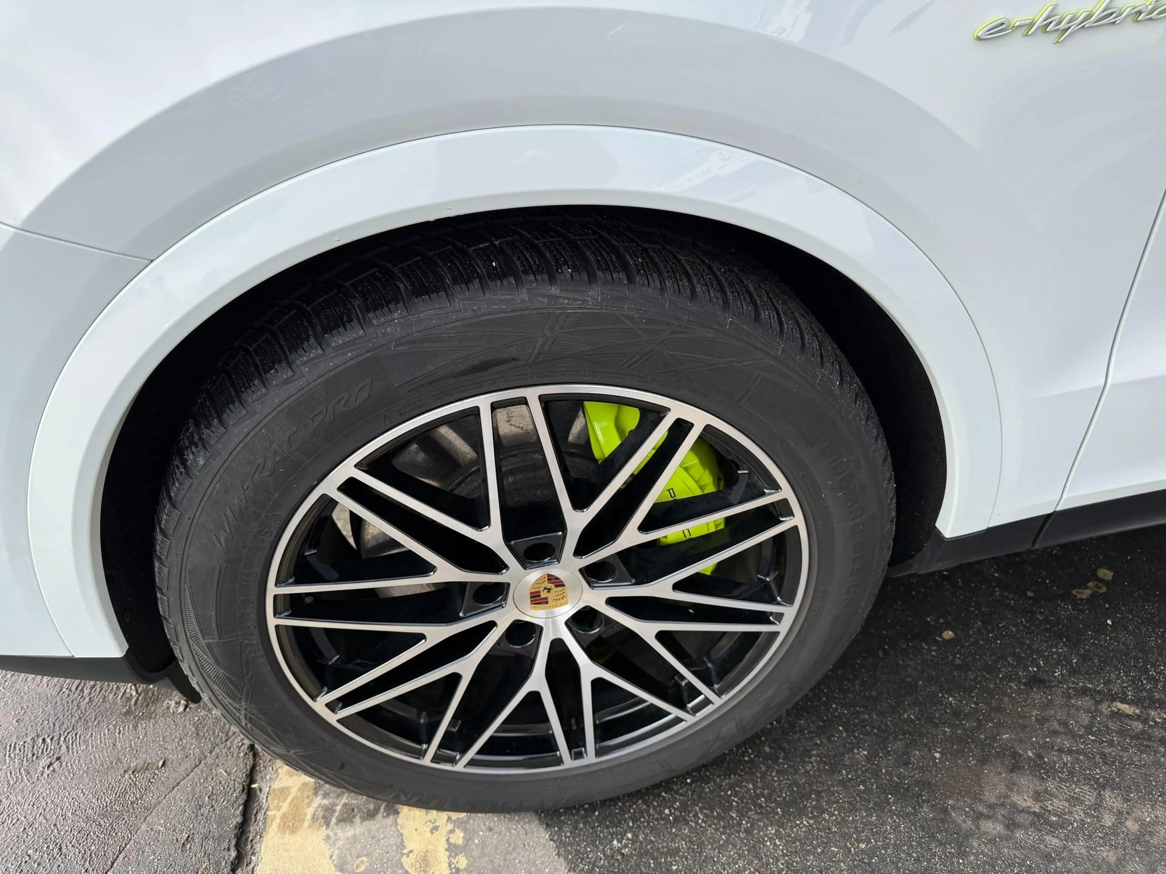 Porsche Cayenne S E-Hybrid Pano/AHK/Sport Chrono/HUD/InnoDrive/... — photo 22