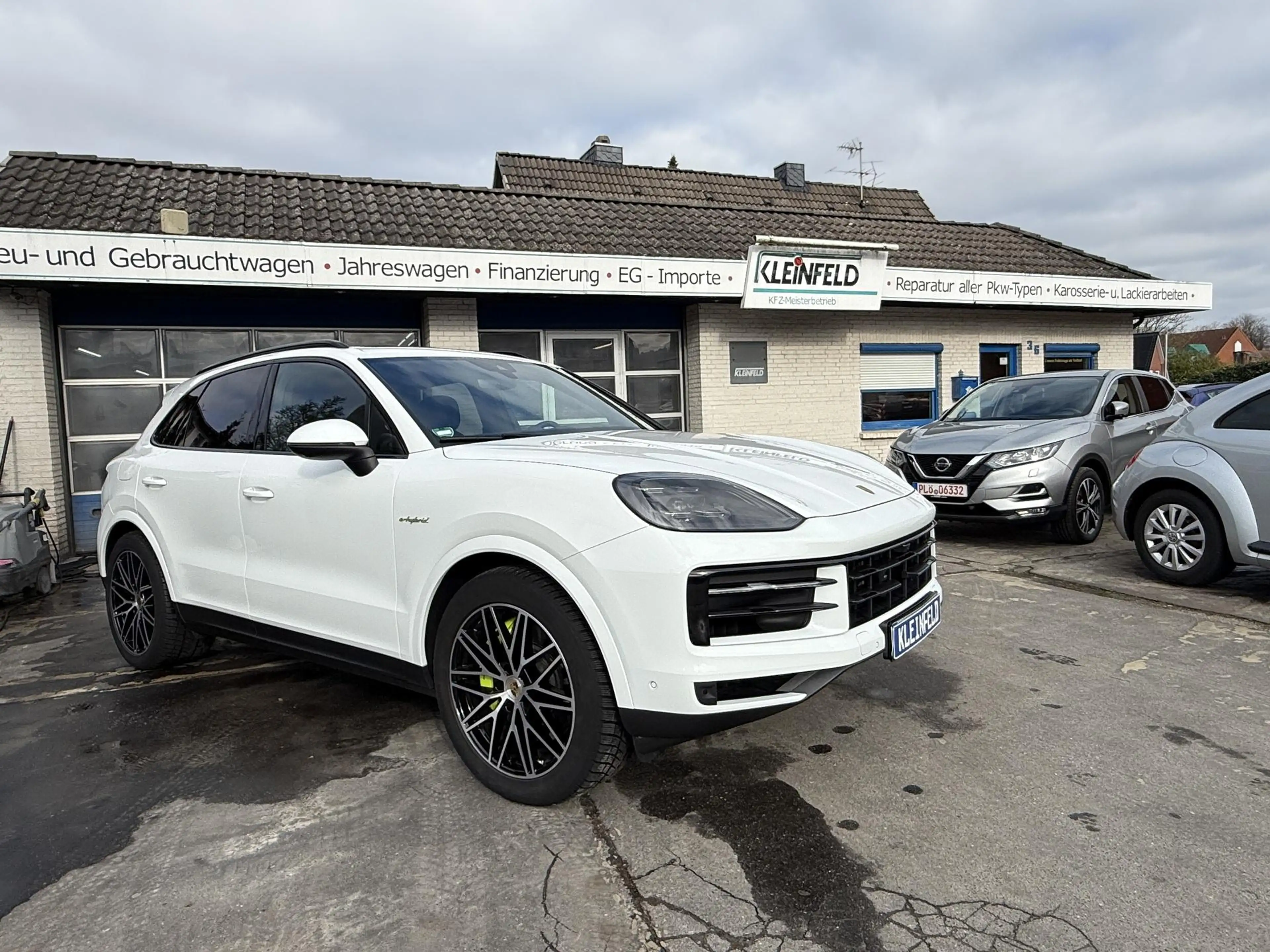 Porsche Cayenne S E-Hybrid Pano/AHK/Sport Chrono/HUD/InnoDrive/... — photo 4