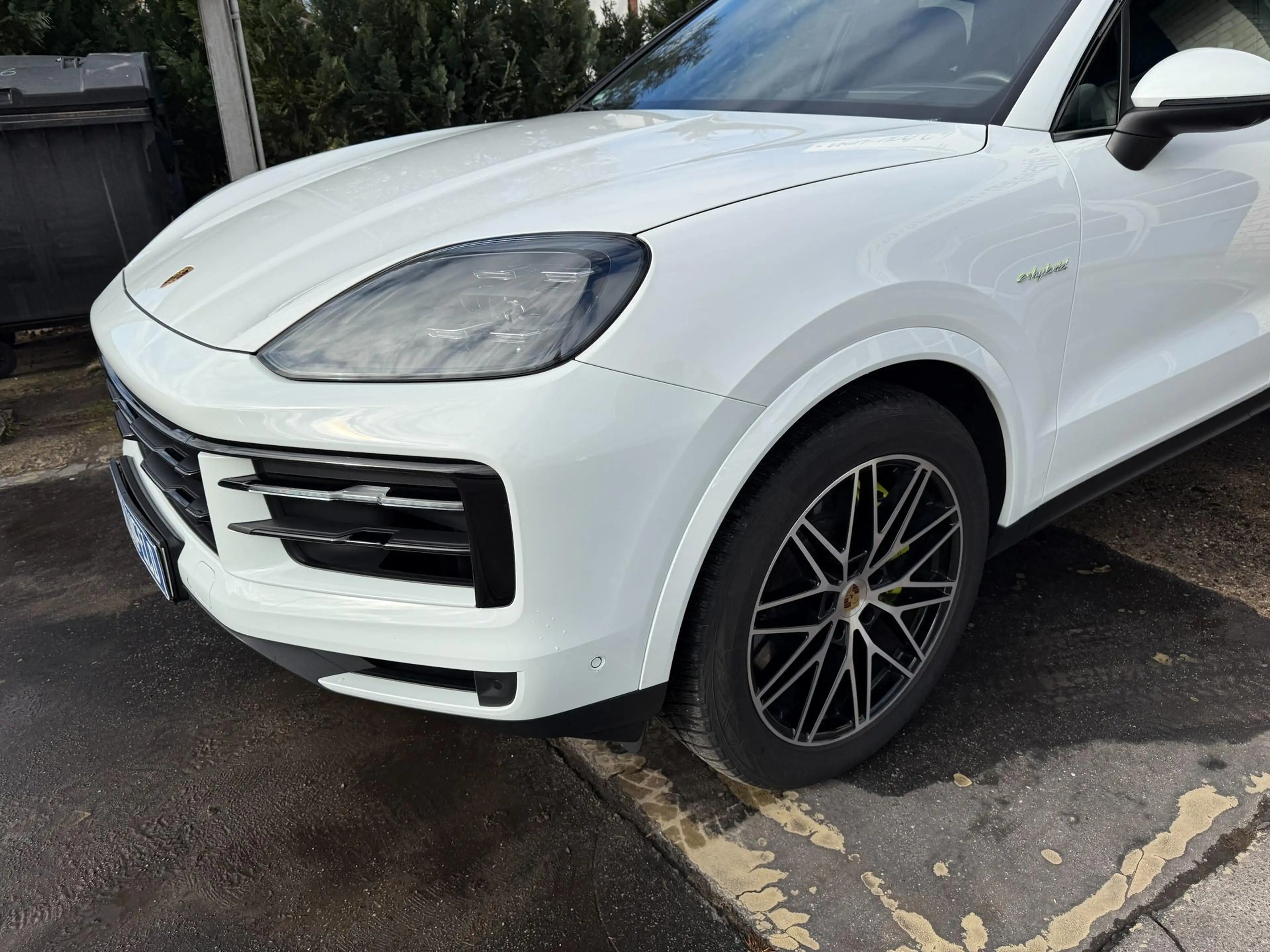 Porsche Cayenne S E-Hybrid Pano/AHK/Sport Chrono/HUD/InnoDrive/... — photo 23