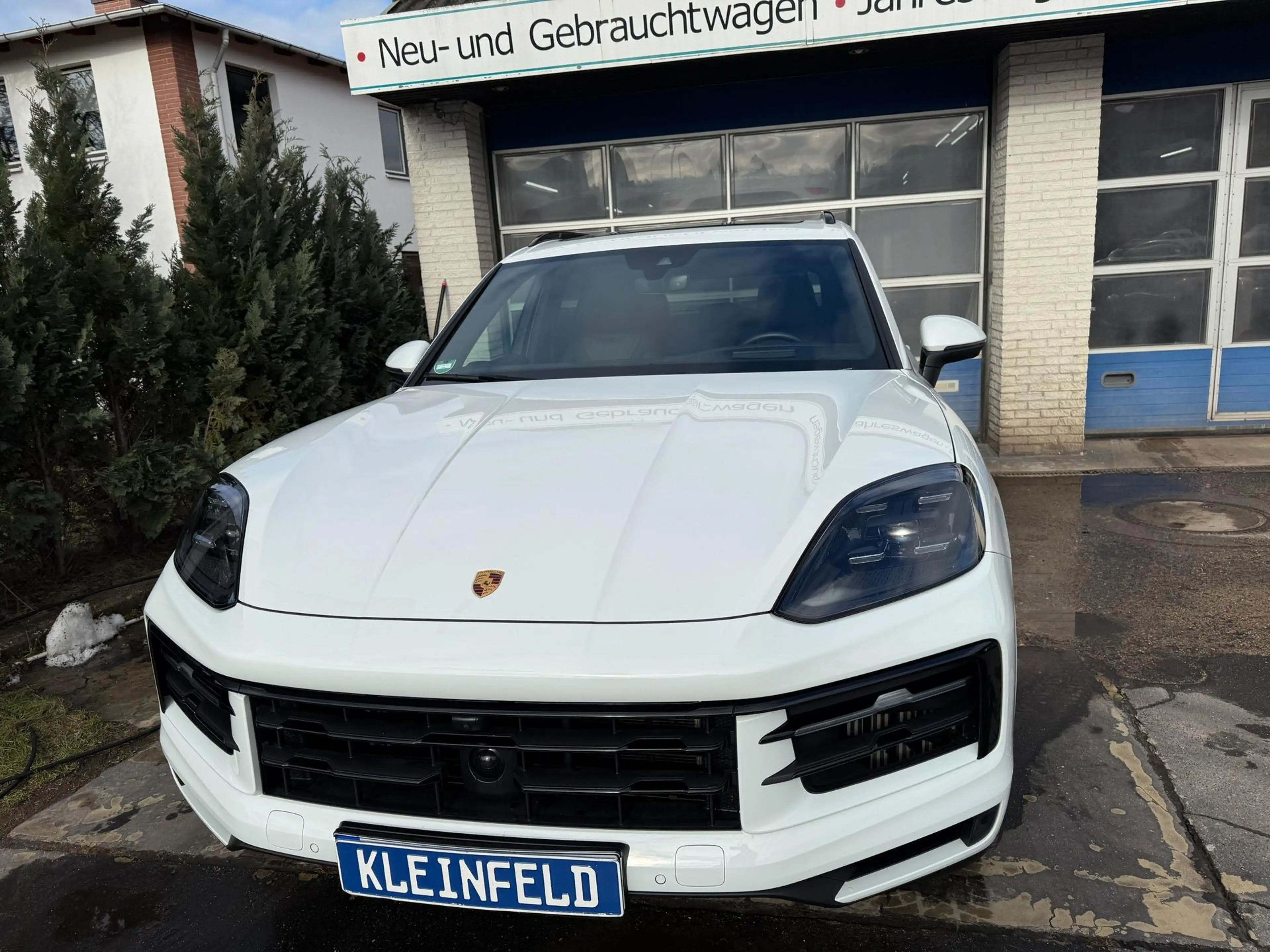 Porsche Cayenne S E-Hybrid Pano/AHK/Sport Chrono/HUD/InnoDrive/... — photo 24