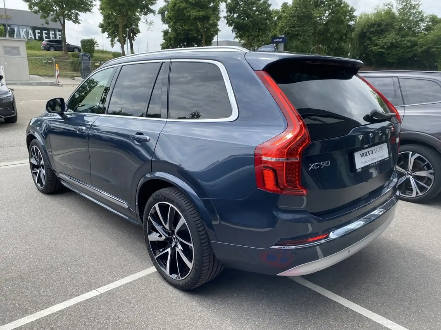 Volvo XC90 Inscription Recharge Plug-In Hybrid AWD T8 Twin En Blau - 2
