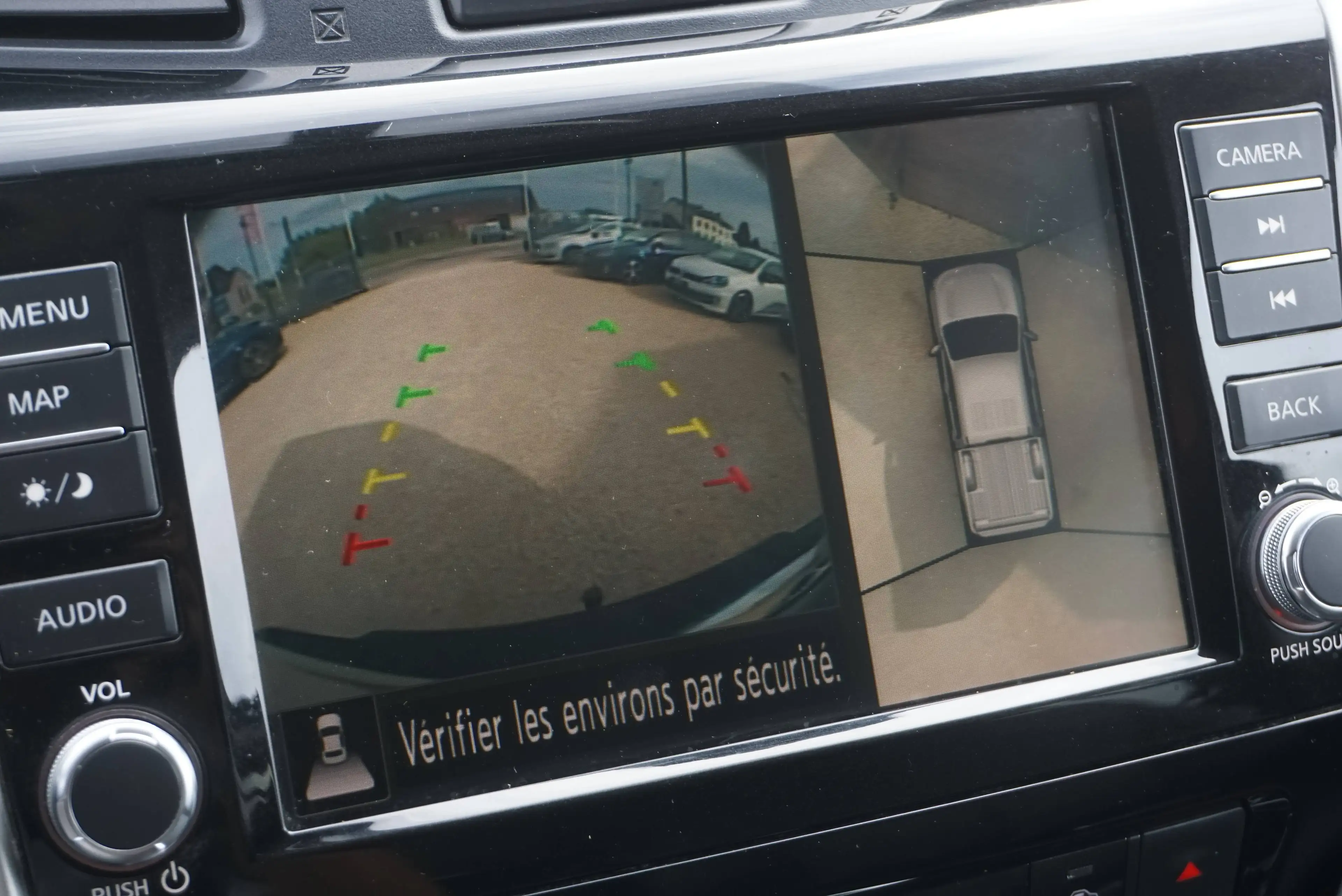 Nissan Navara 2.3 dCi 4WD Tekna / AUTOMATIQUE / TVA-BTW / XENON / CAM360 / TOIT OUVRANT / HARDTOP / EURO 6d-TEMP — photo 15