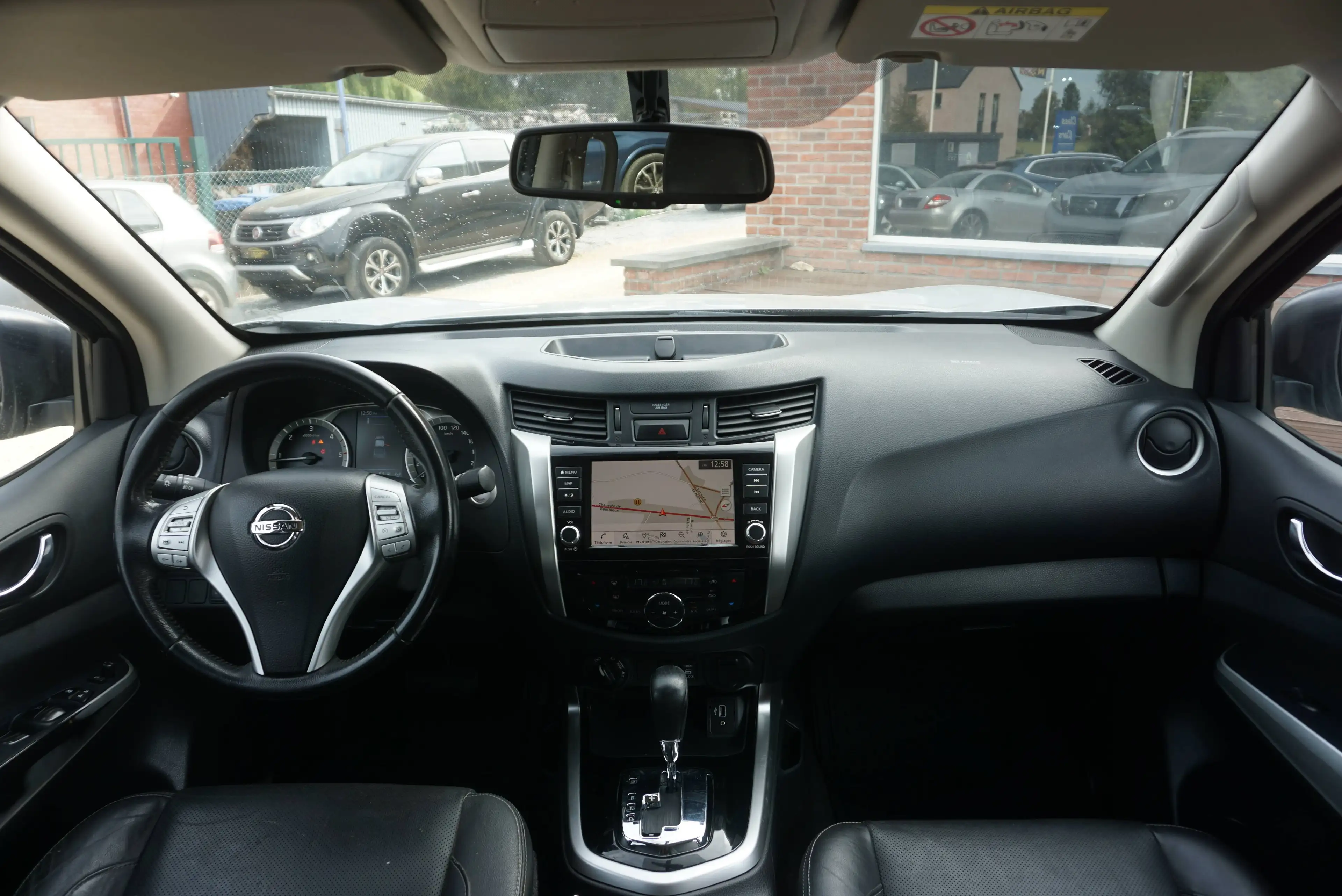 Nissan Navara 2.3 dCi 4WD Tekna / AUTOMATIQUE / TVA-BTW / XENON / CAM360 / TOIT OUVRANT / HARDTOP / EURO 6d-TEMP — photo 8