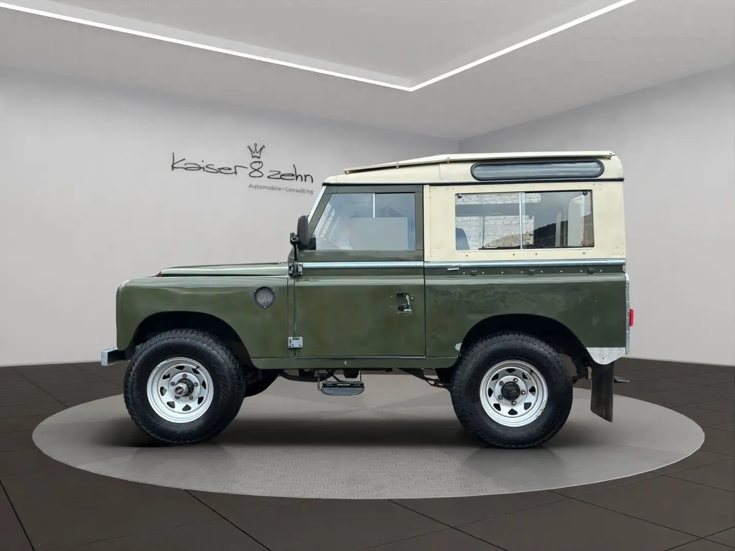 Land Rover Series 88 Serie III *Classic Data 3+* Green - 2