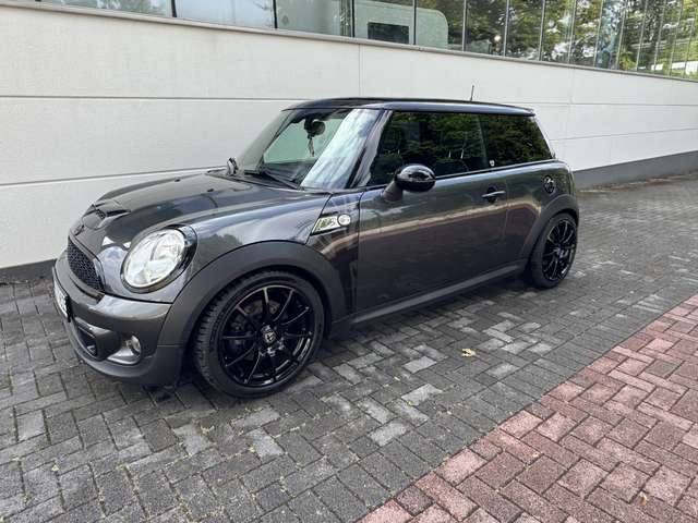 Imagine MINI Cooper S 17Zoll Alus, Remus, 30mm Federn, einfach Top !!