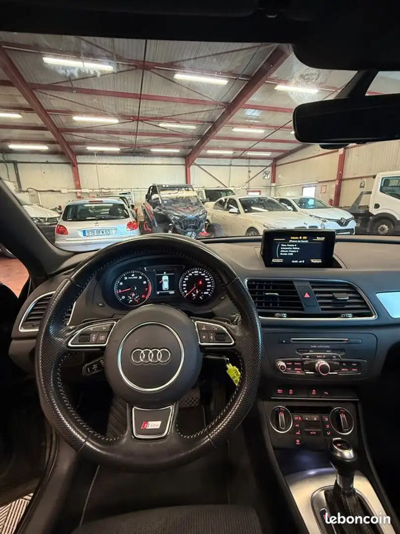 Audi Q3 TFSI s-line 150cv Toit ouvrant S-tronic - 2