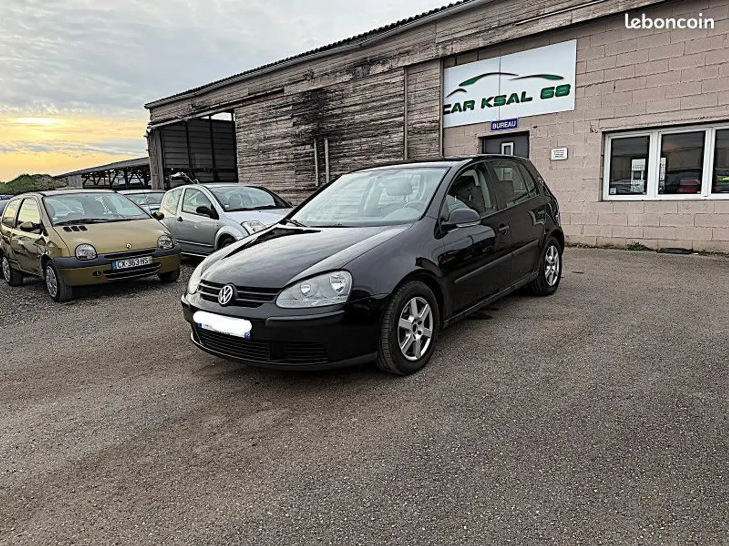 Volkswagen Golf V 1.6 102CH CONFORT 5P Noir - 1