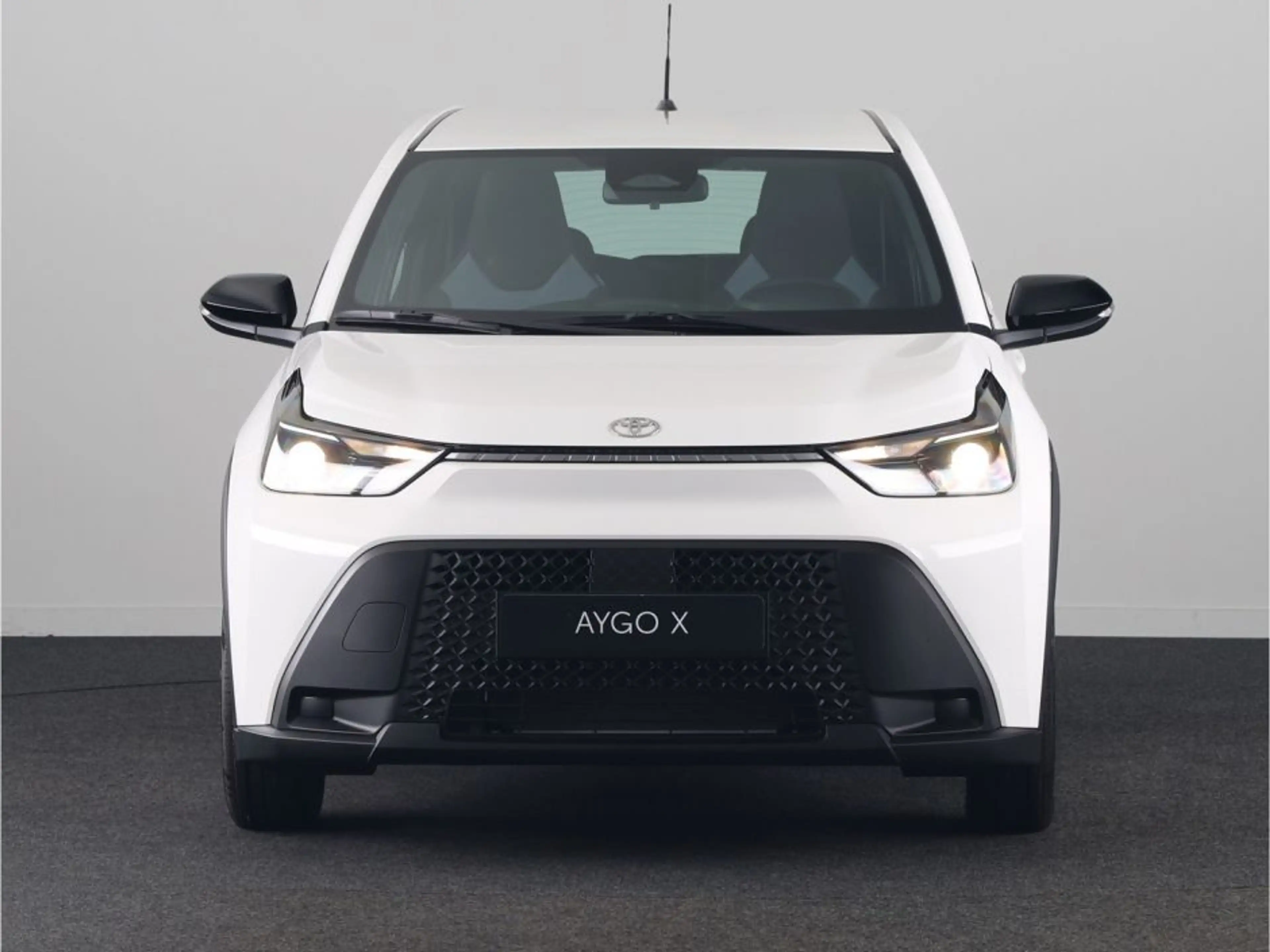 Toyota Aygo X Hybrid 115 play | Go Pack  | Voorraad Deal | — photo 15