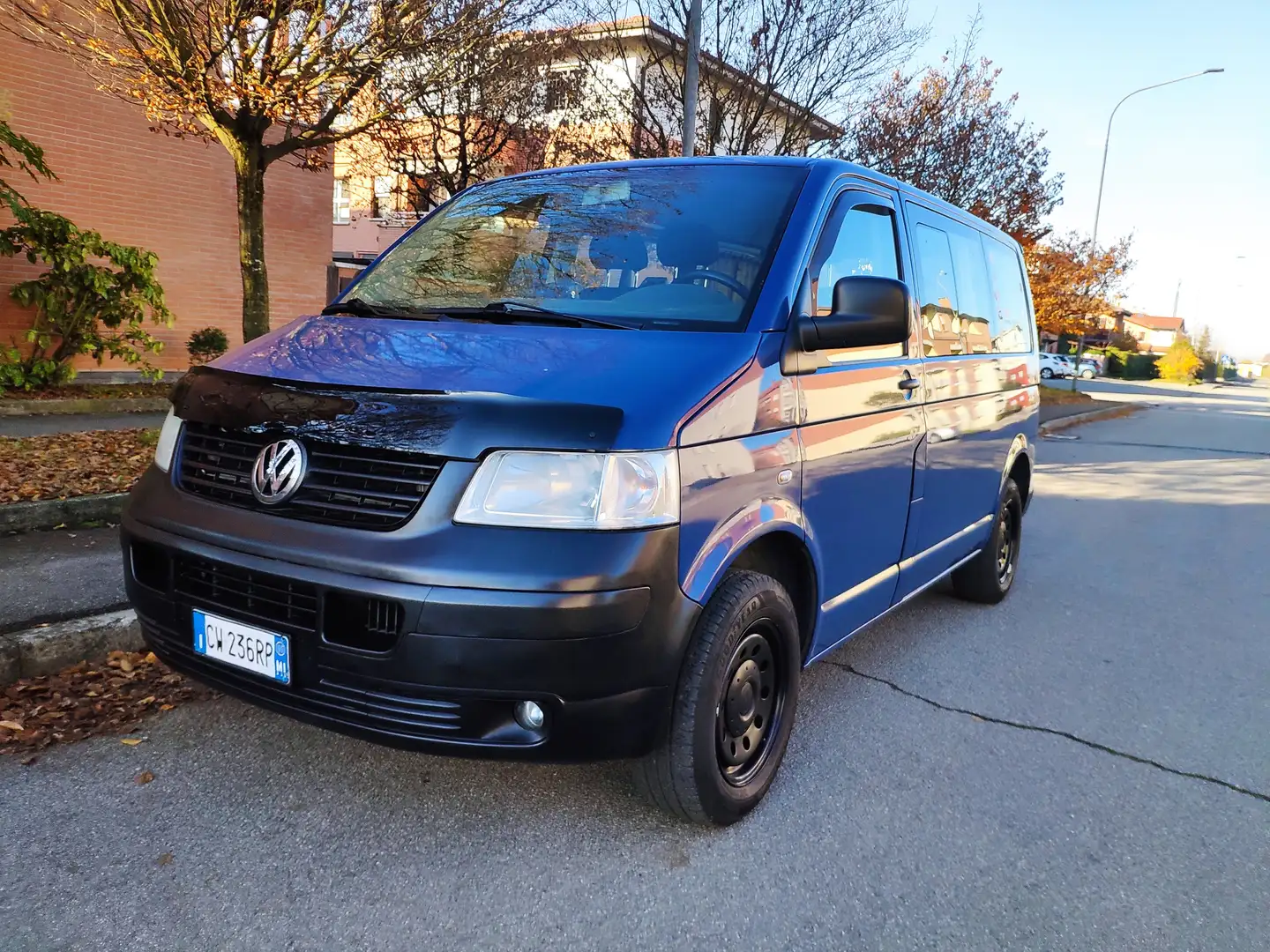 Volkswagen T5 Transporter 1.9 TDI KOMBI Blu/Azzurro - 1
