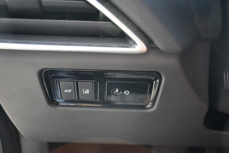 Jaguar F-Pace 2.0 Portfolio AWD 20d — photo 10