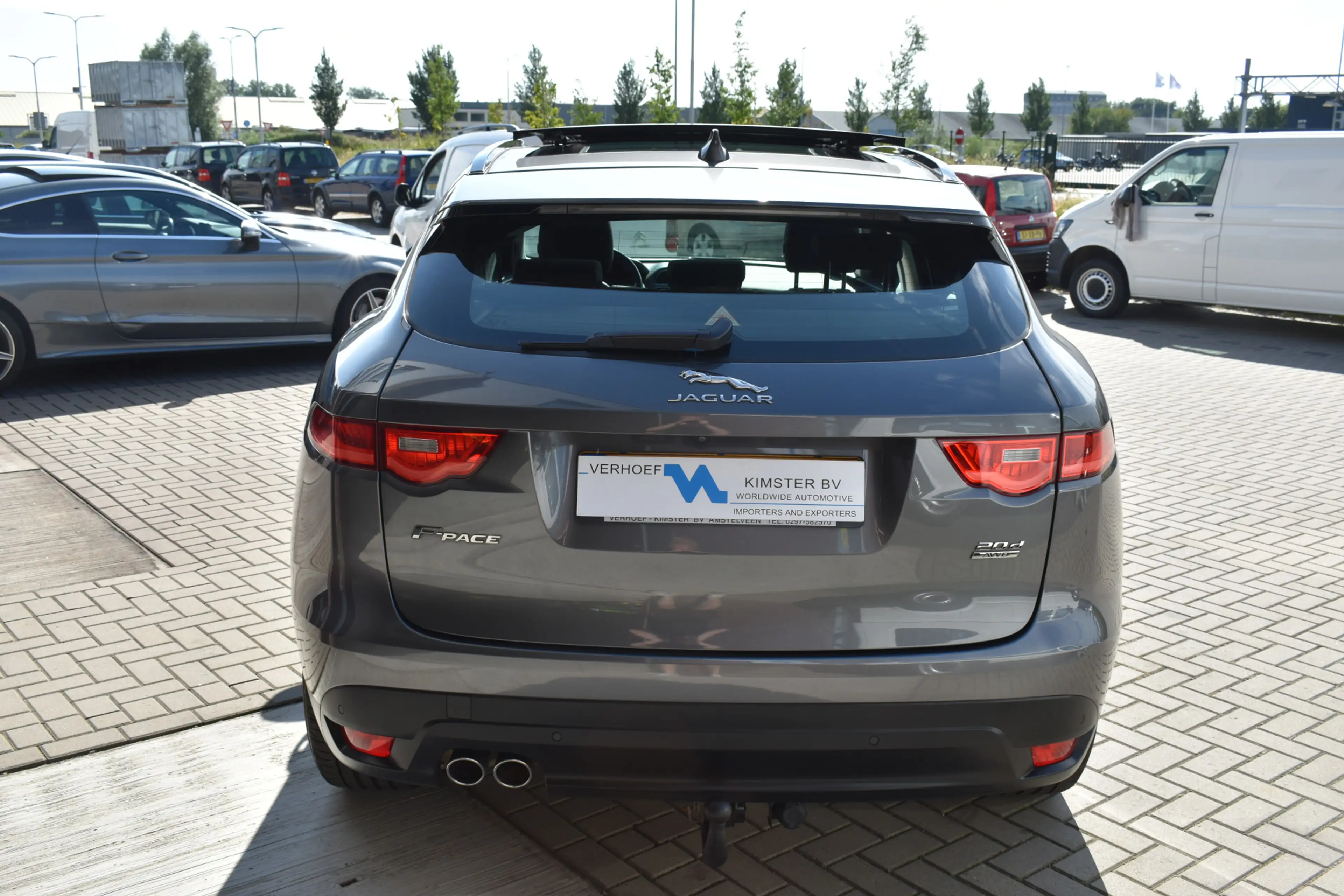 Jaguar F-Pace 2.0 Portfolio AWD 20d — photo 3