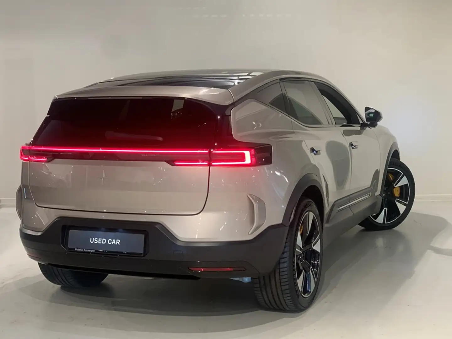 Polestar 3 Long Range Dual Motor + luchtvering + massage + Bo Бежевый  - 2