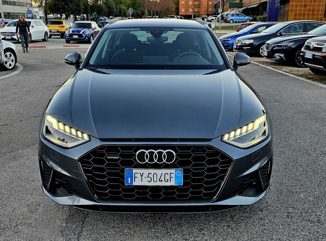 Audi A4 Avant 45 3.0 tdi S line edition quattro 231cv tipt