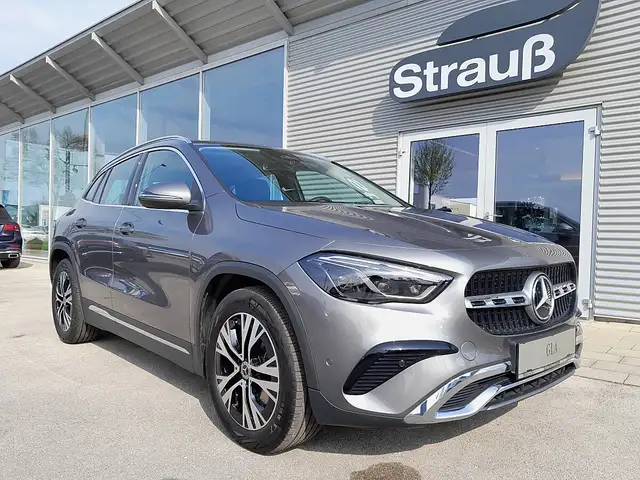 Mercedes-Benz GLA 180 Progressive Aut.