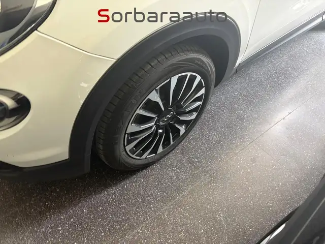 Fiat 500x view 9