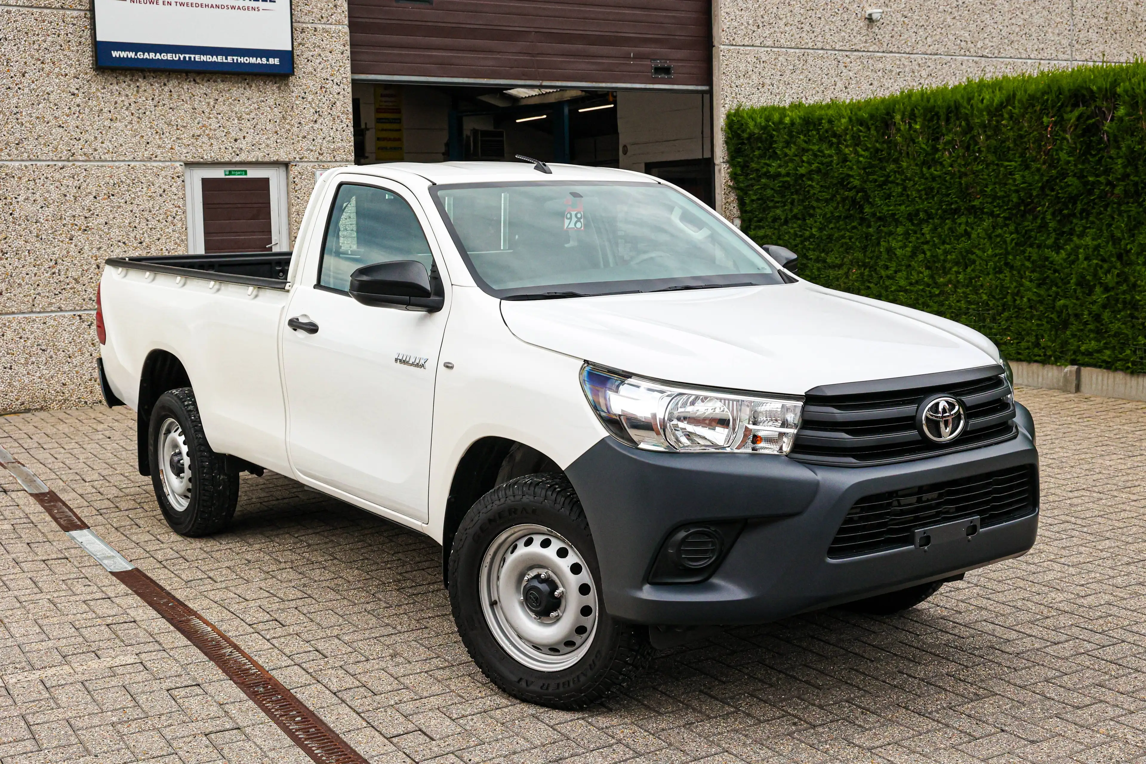 Toyota Hilux SLECHTS-35200KM*LICHTE-VRACHT*TREKGEWICHT-3500KG*AIRCO*EERSTE-EIGENAAR* — photo 3