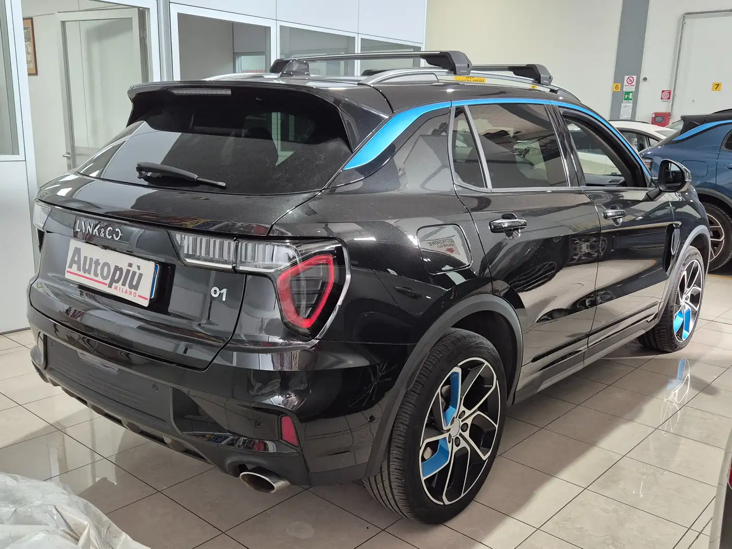 Lynk & Co 01 01 1.5 td phev auto Noir - 2