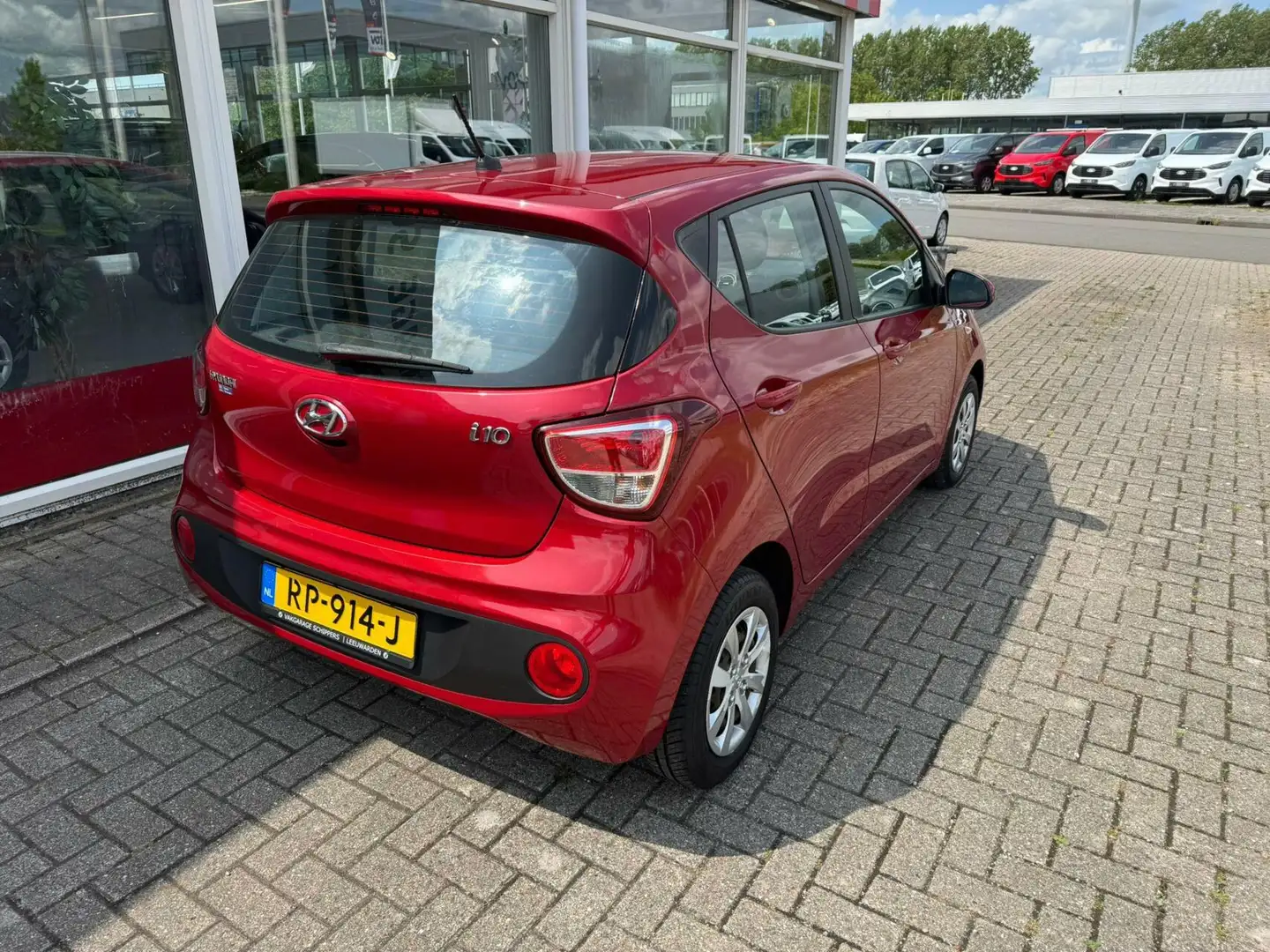 Hyundai i10 1.0i Comfort Rouge - 2