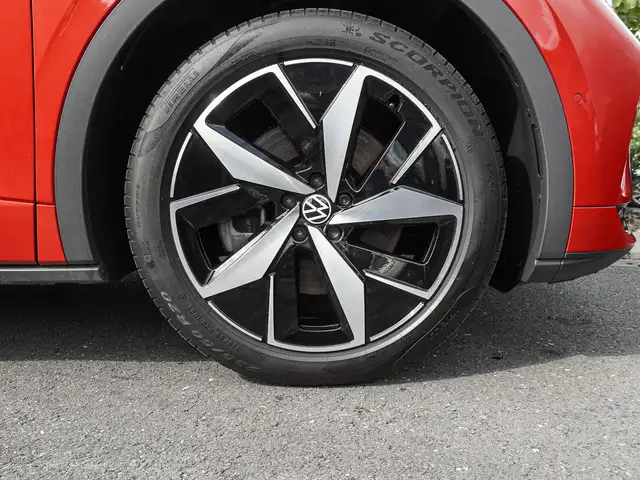 Volkswagen Id.5 view 7