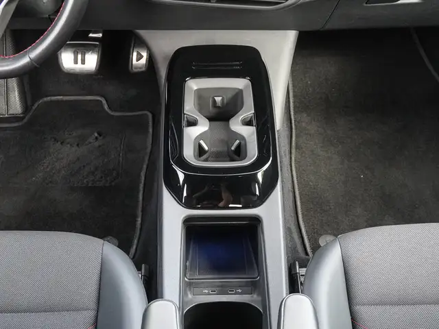 Volkswagen Id.5 view 14