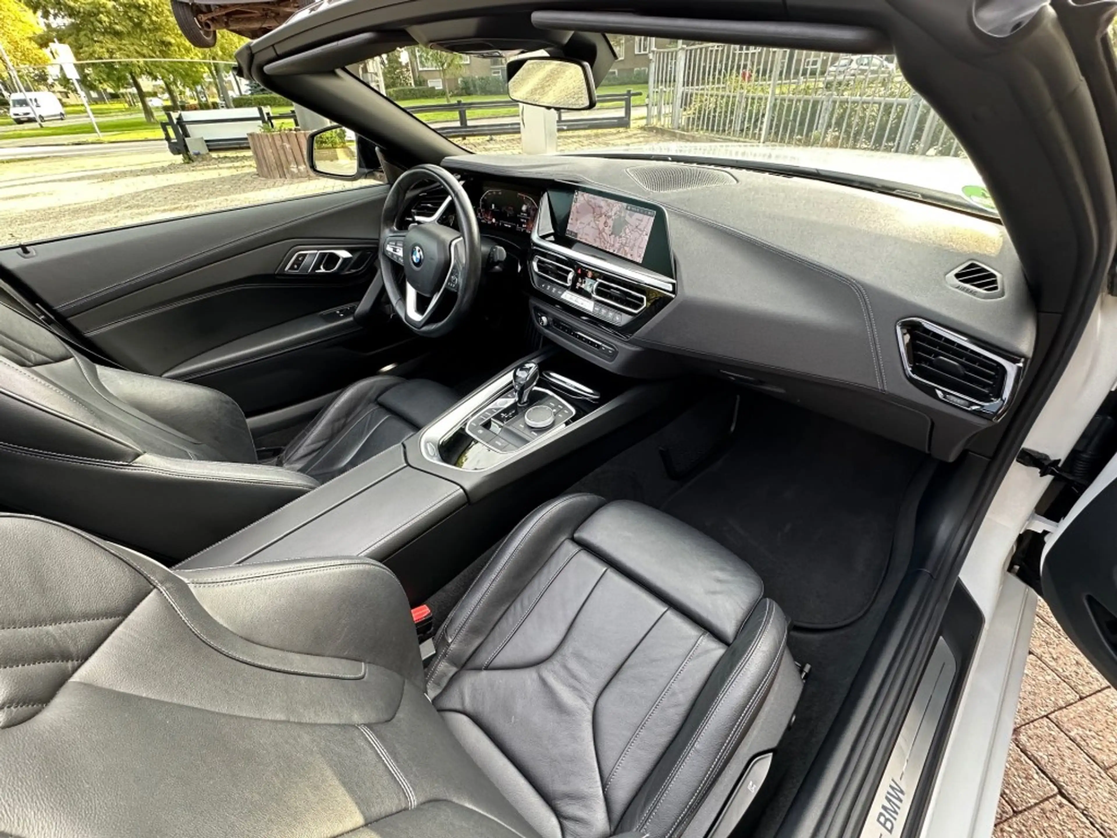 BMW Z4 SDRIVE20I HIGH Executive Cabrio Leer Navi — photo 12