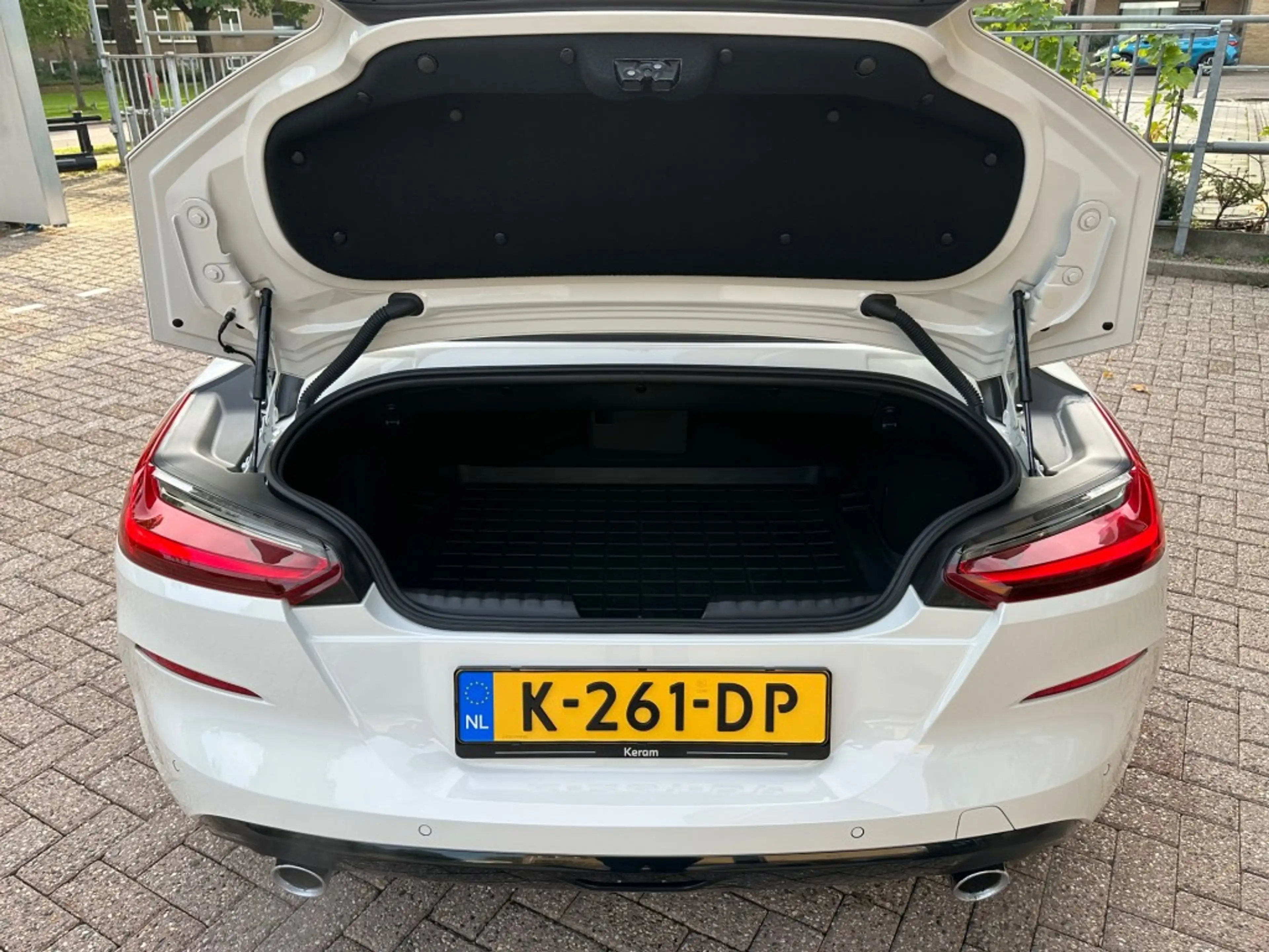 BMW Z4 SDRIVE20I HIGH Executive Cabrio Leer Navi — photo 10