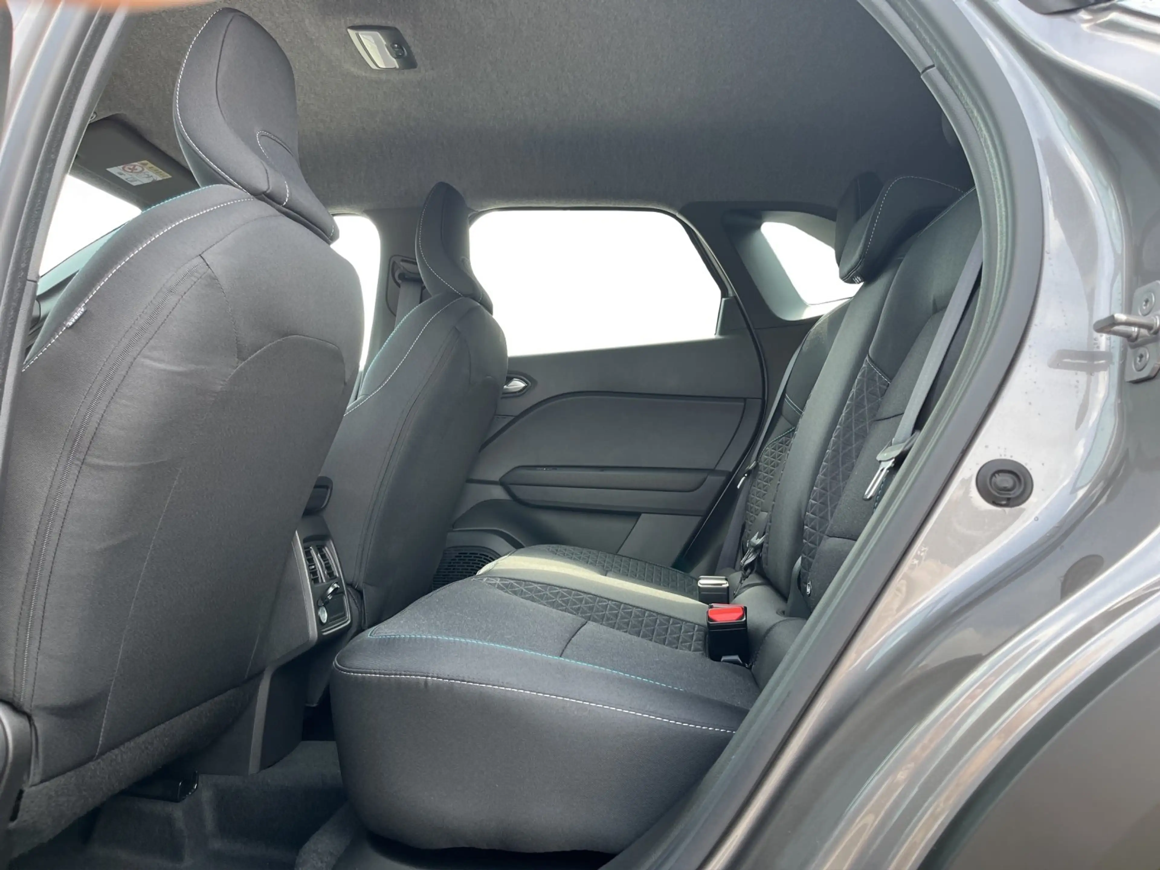 Mitsubishi Grandis Diamant Plus 1.3 I DCT7 Kam.+KeyLess+LED — photo 12