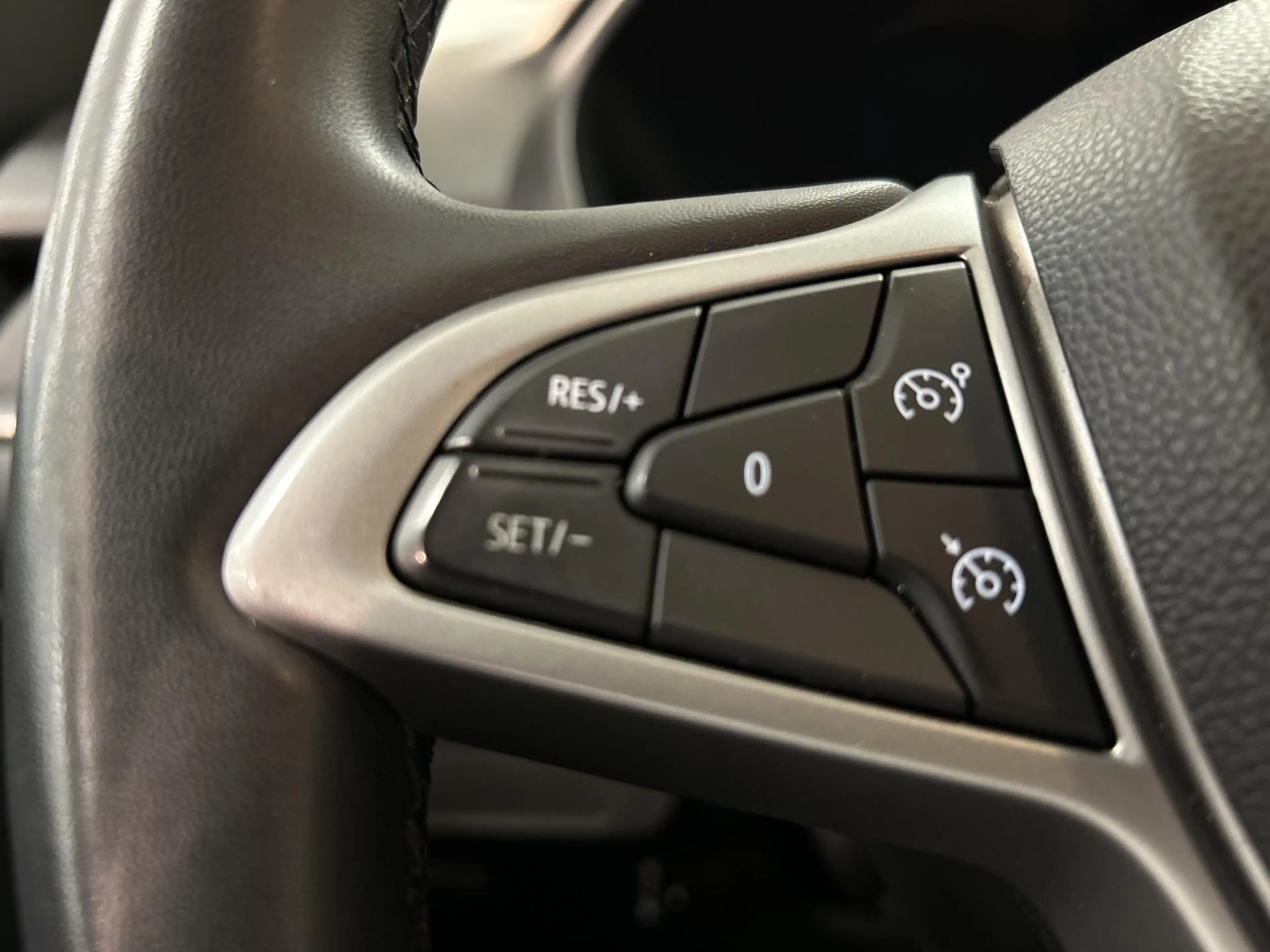 Dacia Jogger 1.6 Hybrid 140 Extreme 7p. | Climate control | Cam — photo 22