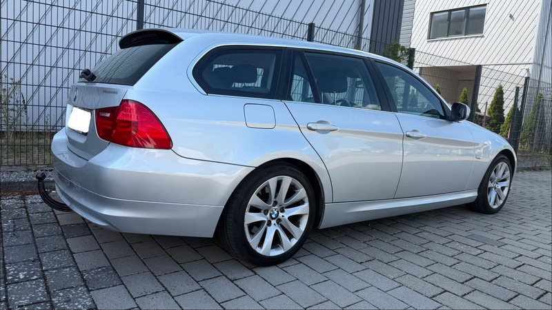 BMW 318 d AUTOMATIK FACELIFT TÜV,KLIMA,AHK,EURO5 — photo 4