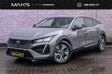 1.2 Hybrid 136 e-DCS6 Allure | Navigatie | Adaptiv