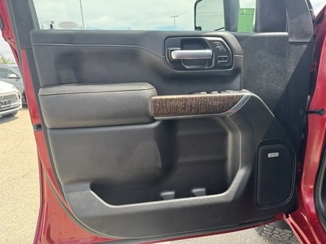 GMC Sierra 3500HD снимка GMC Sierra 3500HD