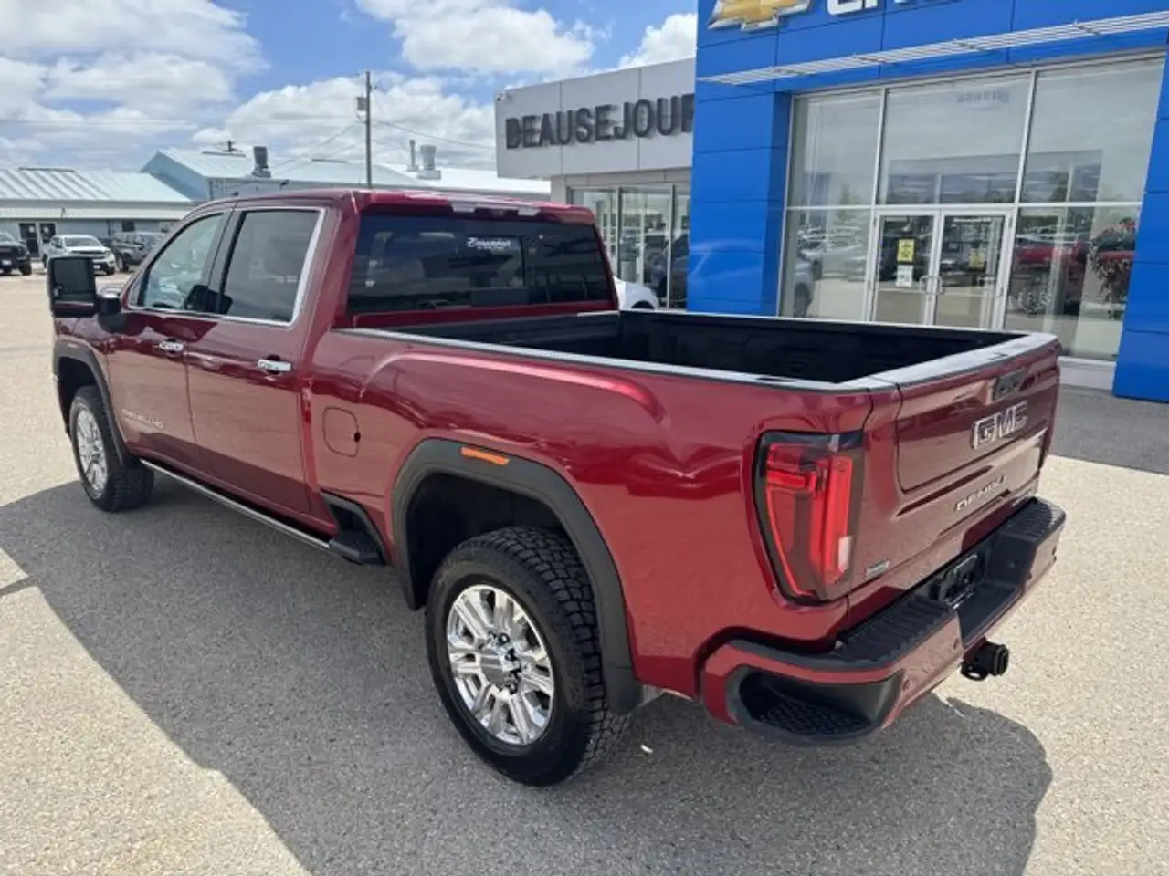 GMC Sierra 3500HD снимка GMC Sierra 3500HD