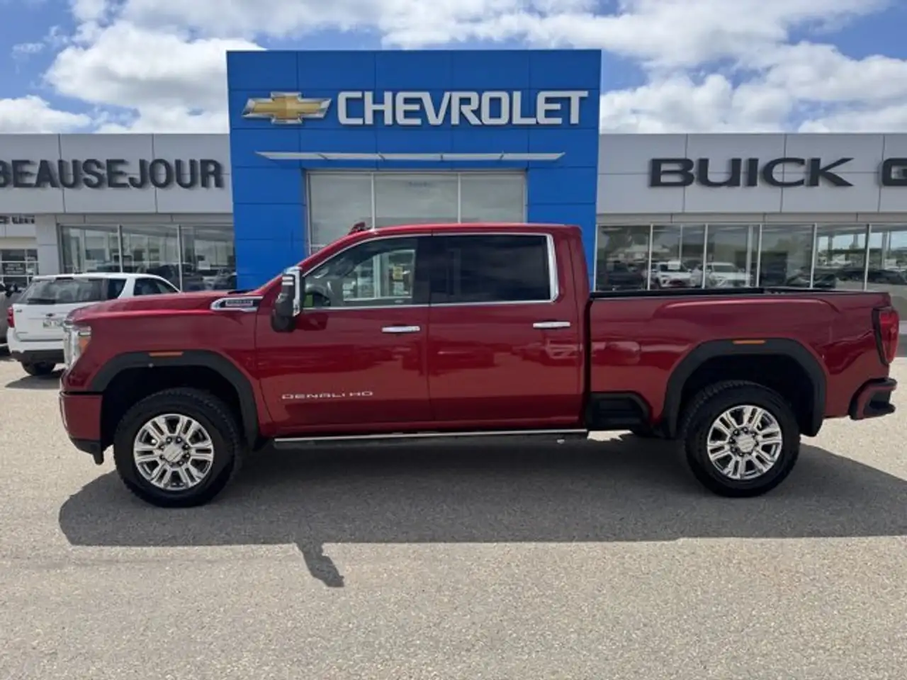 GMC Sierra 3500HD снимка GMC Sierra 3500HD