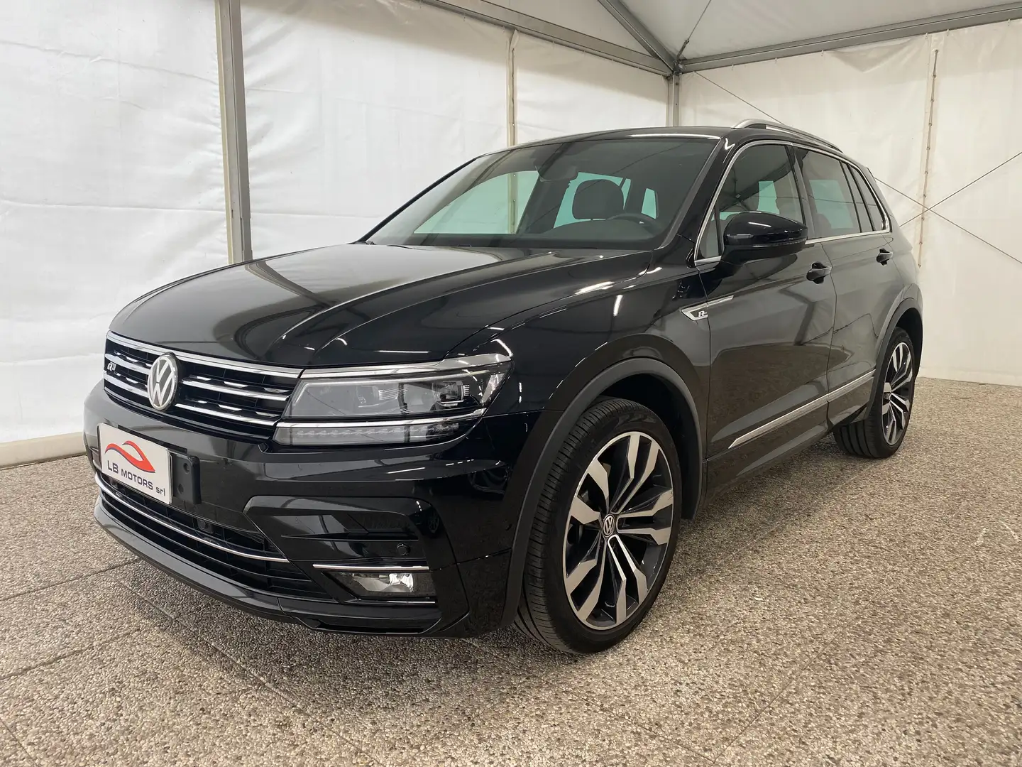 Volkswagen Tiguan Tiguan 2.0 bitdi Advanced R-Line 4motion 240cv dsg Schwarz - 1