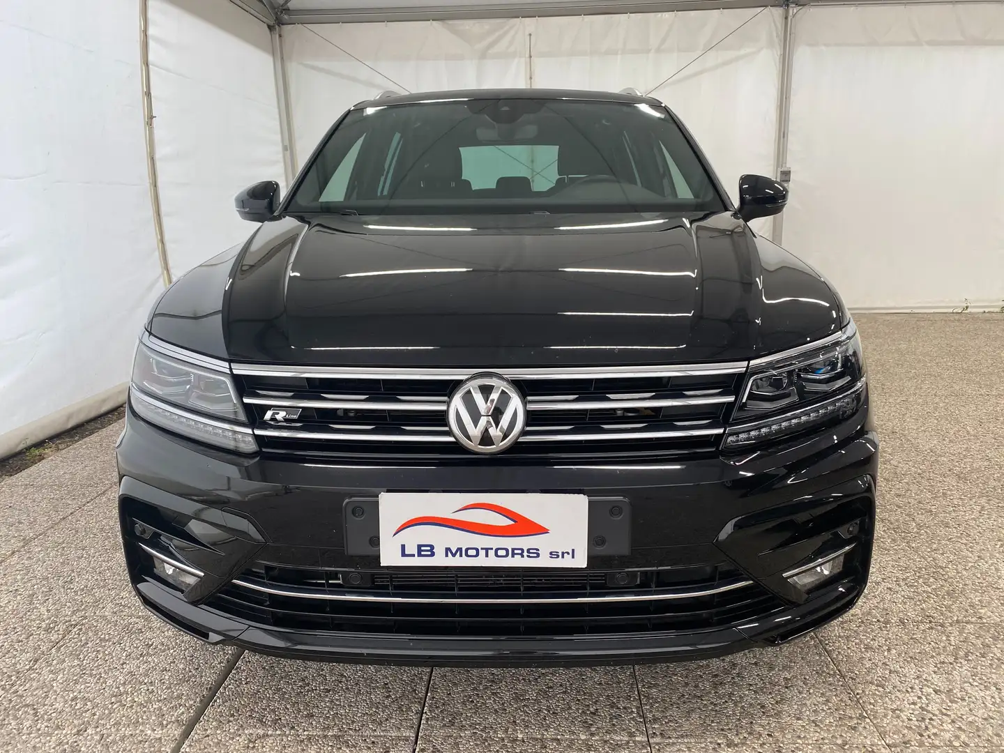Volkswagen Tiguan Tiguan 2.0 bitdi Advanced R-Line 4motion 240cv dsg Schwarz - 2