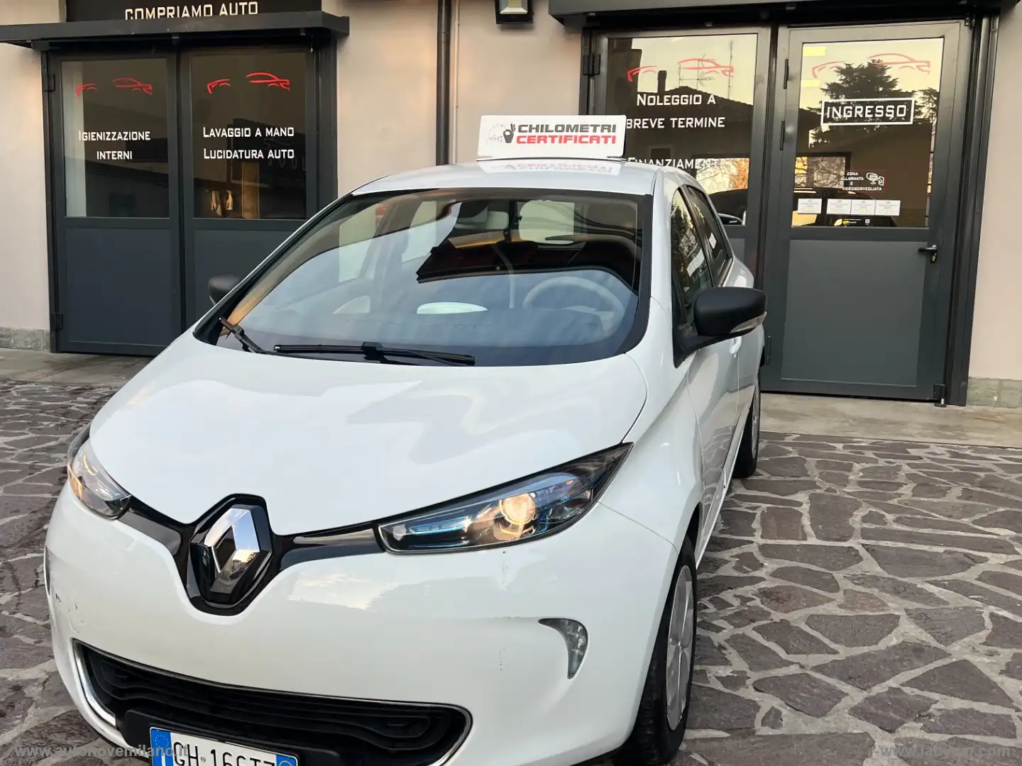 Renault ZOE Life R90 BATTERIA DI PROPRIETA' PREZZO REALE White - 1