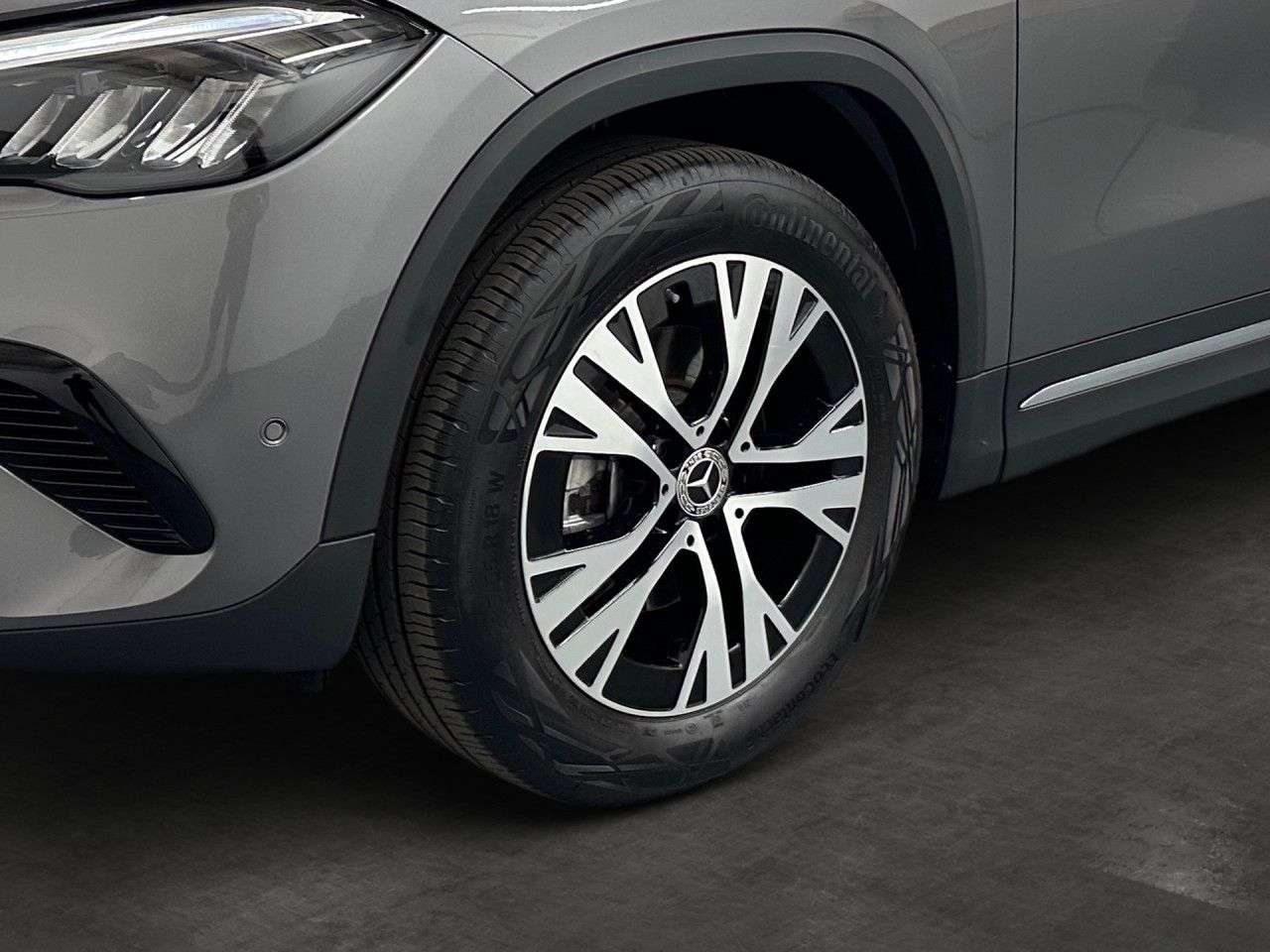 Mercedes-Benz GLA 180