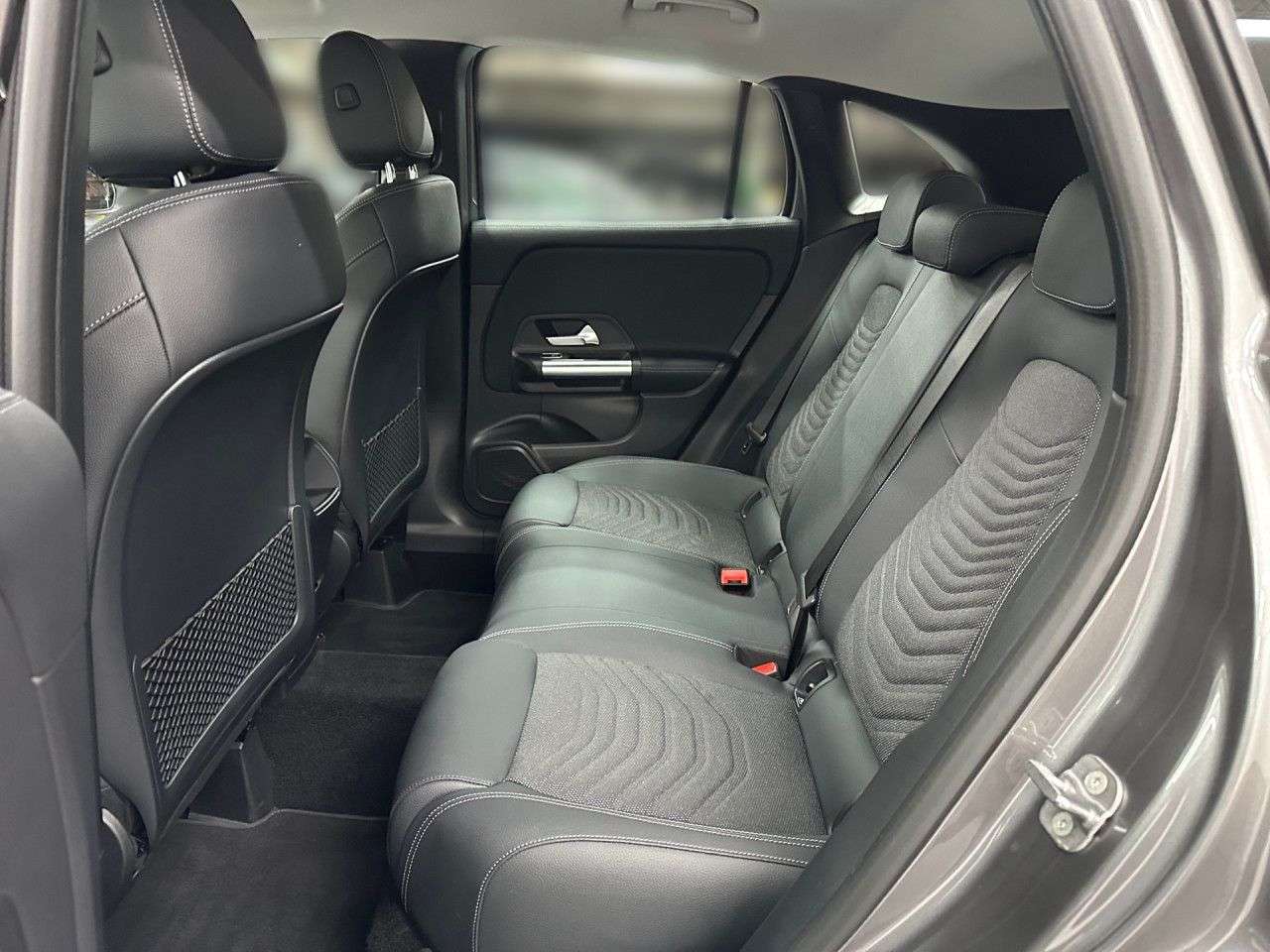 Mercedes-Benz GLA 180