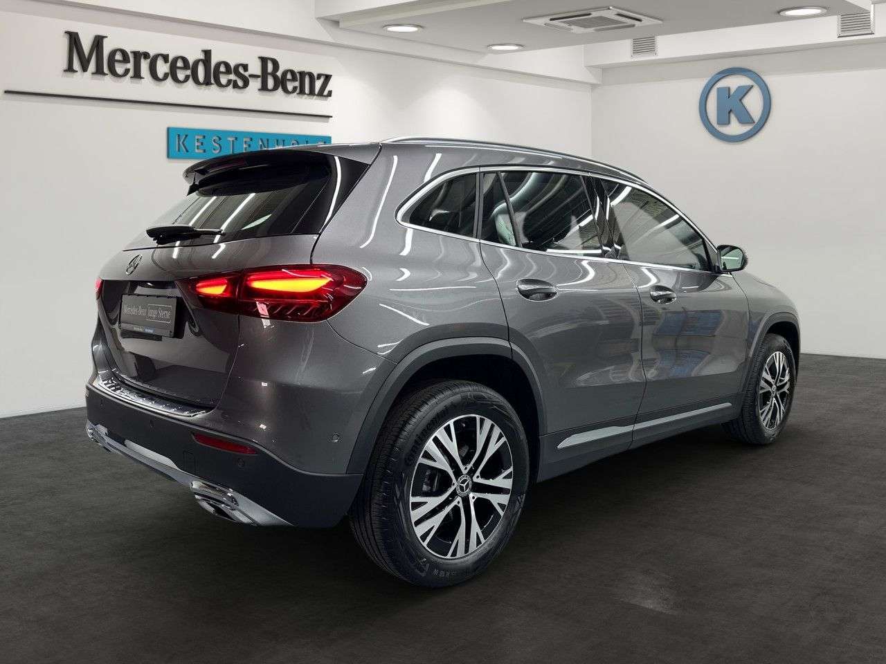 Mercedes-Benz GLA 180