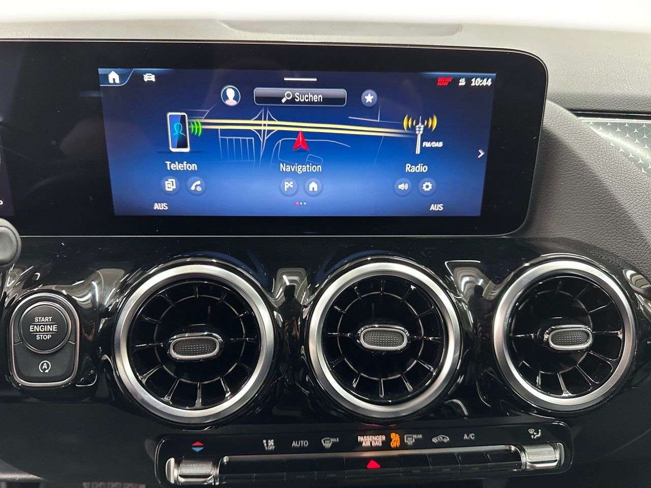 Mercedes-Benz GLA 180