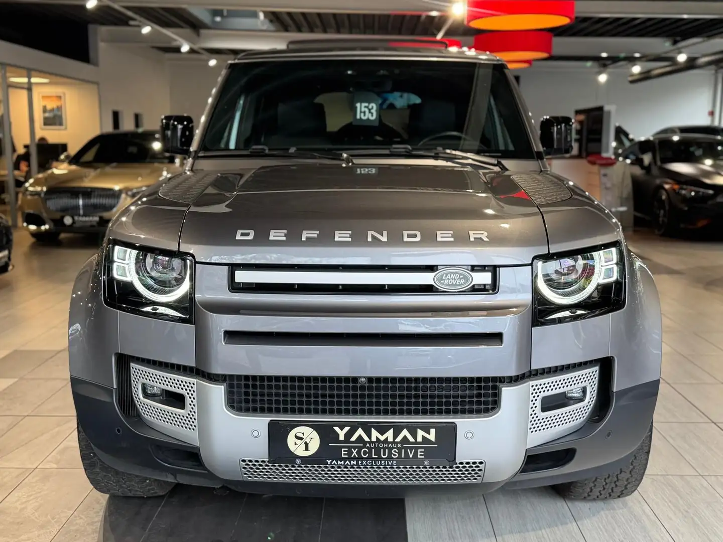 Land Rover Defender 110 Hybrid SE *Pano*StHzg*Luftfd*Leder* Grau - 2
