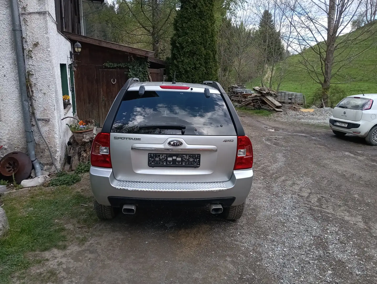 Kia Sportage Sportage Active 2,0 DOHC 4WD "Pilot" Active Pilot Silber - 2